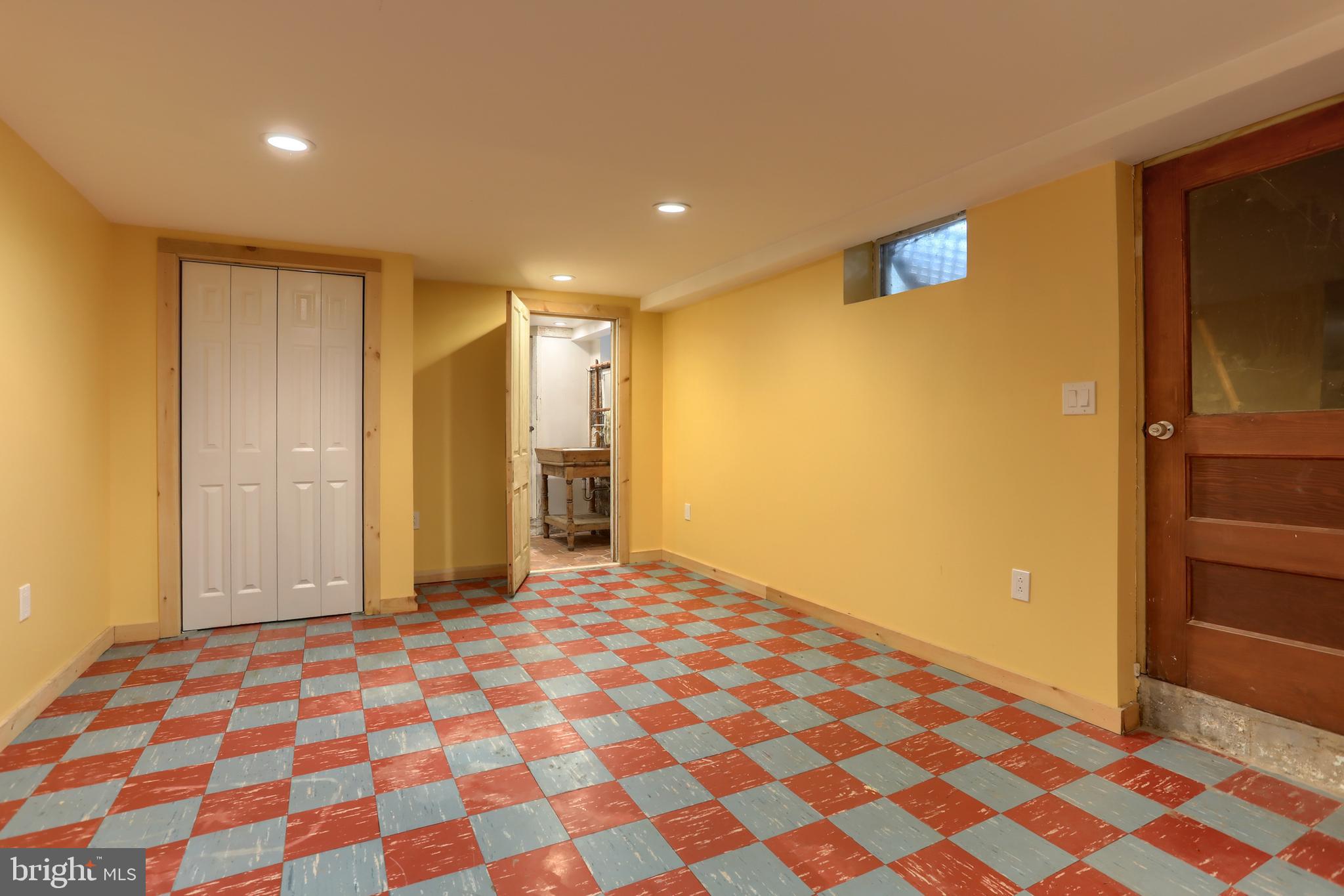 3 Pfautz Ave