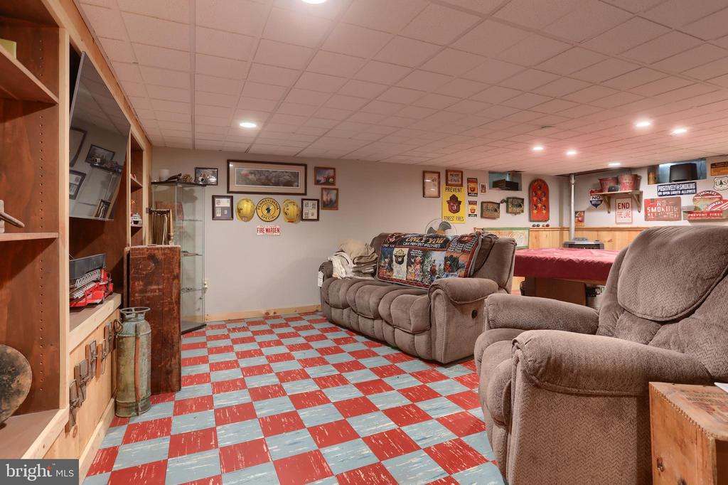 3 Pfautz Ave