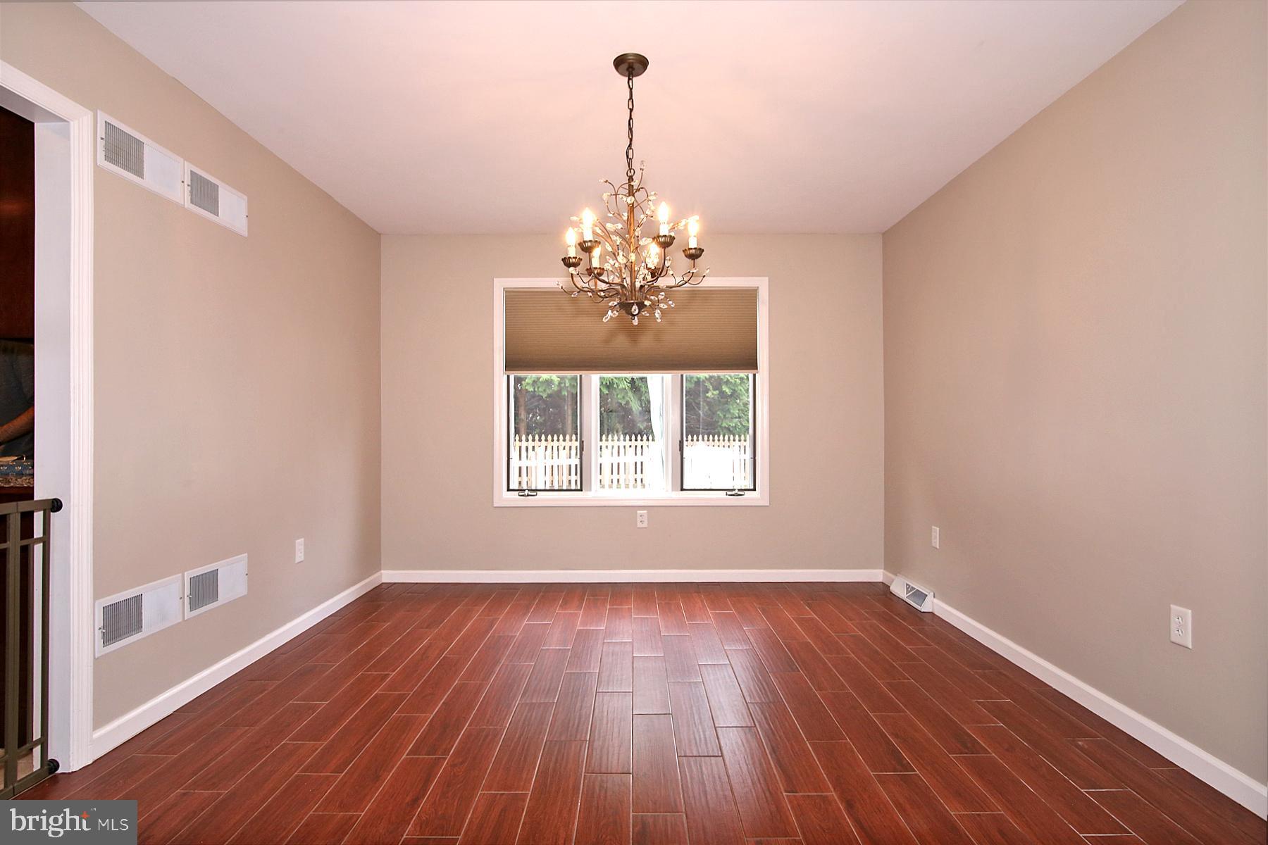 87 Walden Rd