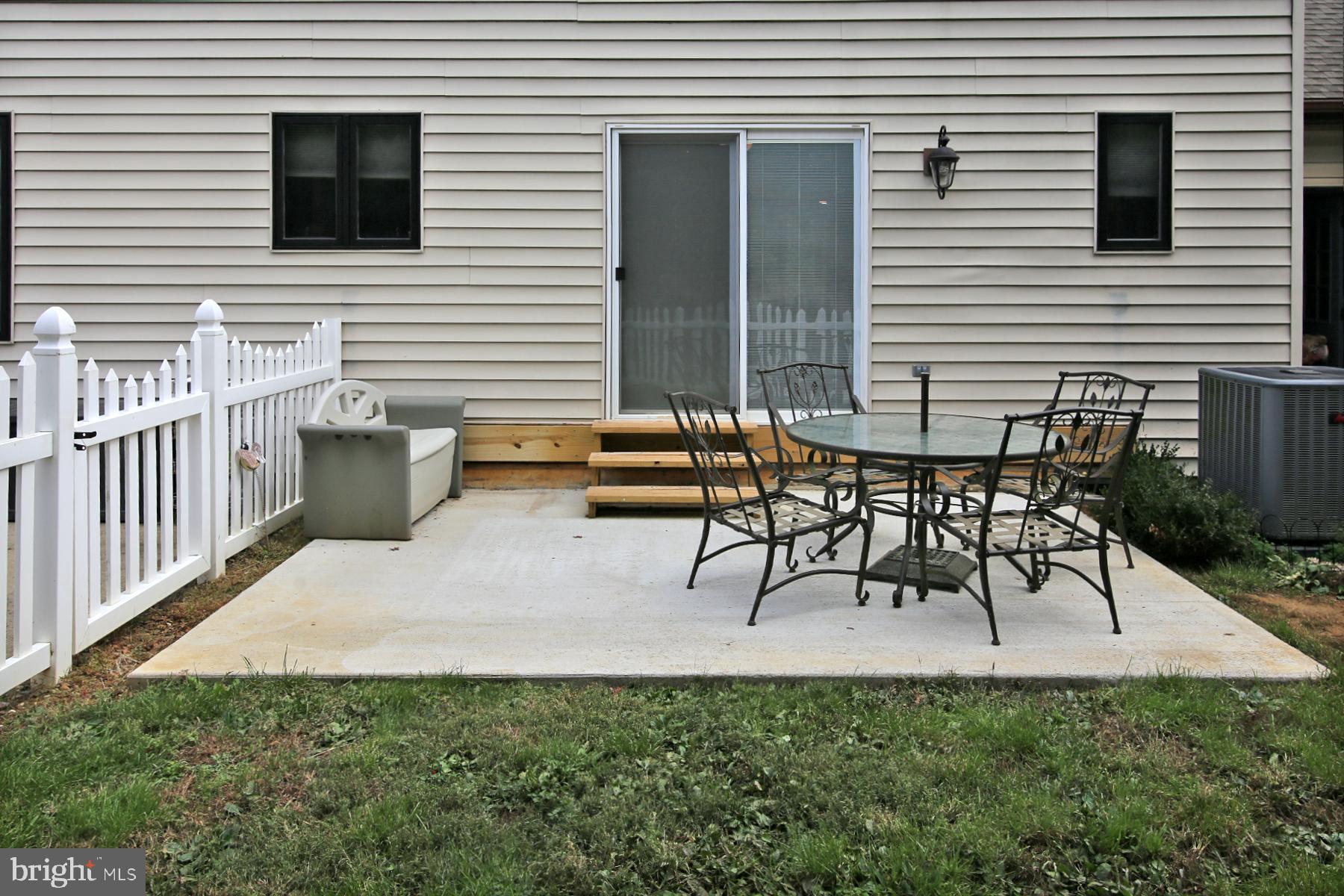 87 Walden Rd