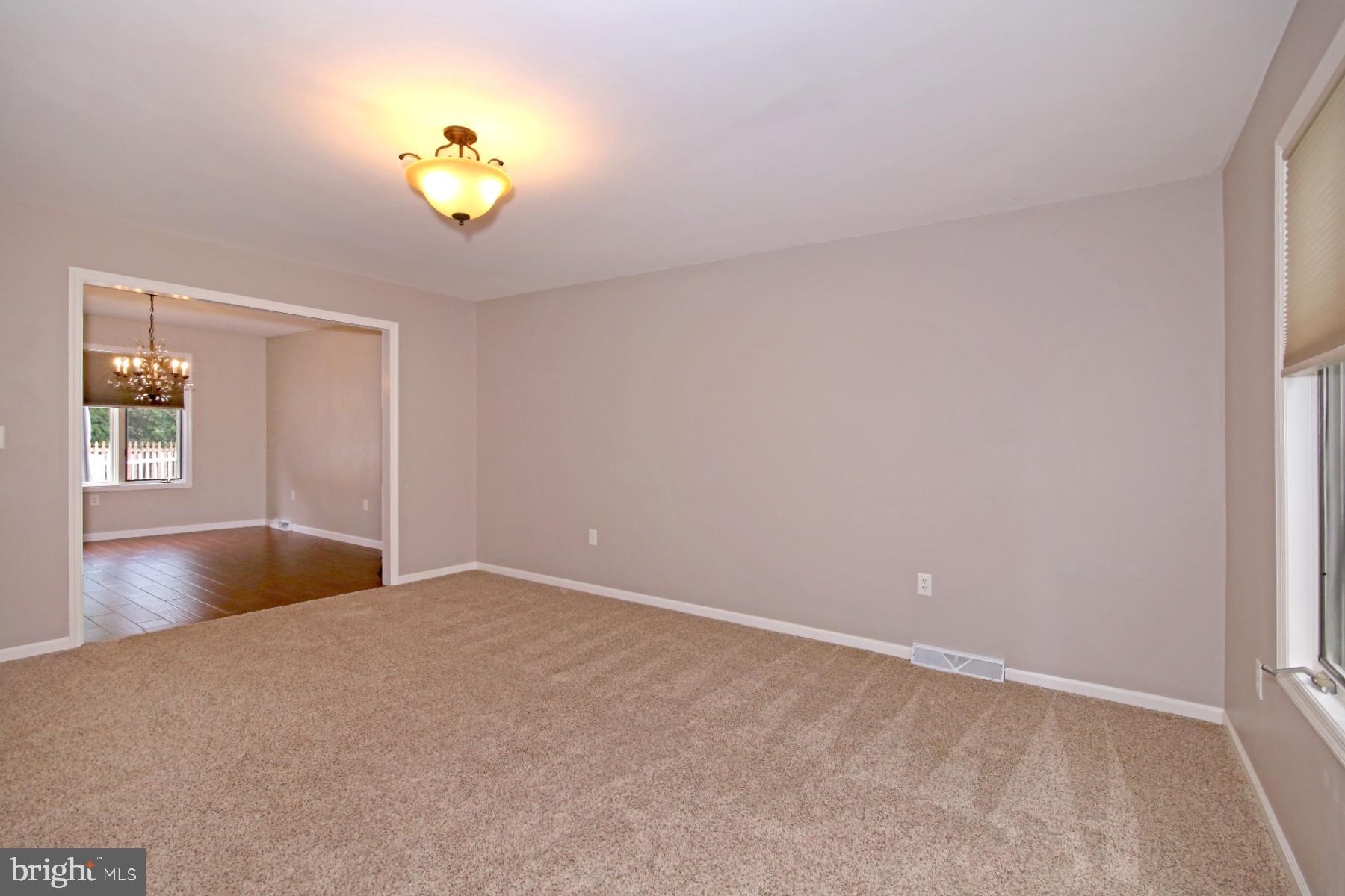 87 Walden Rd
