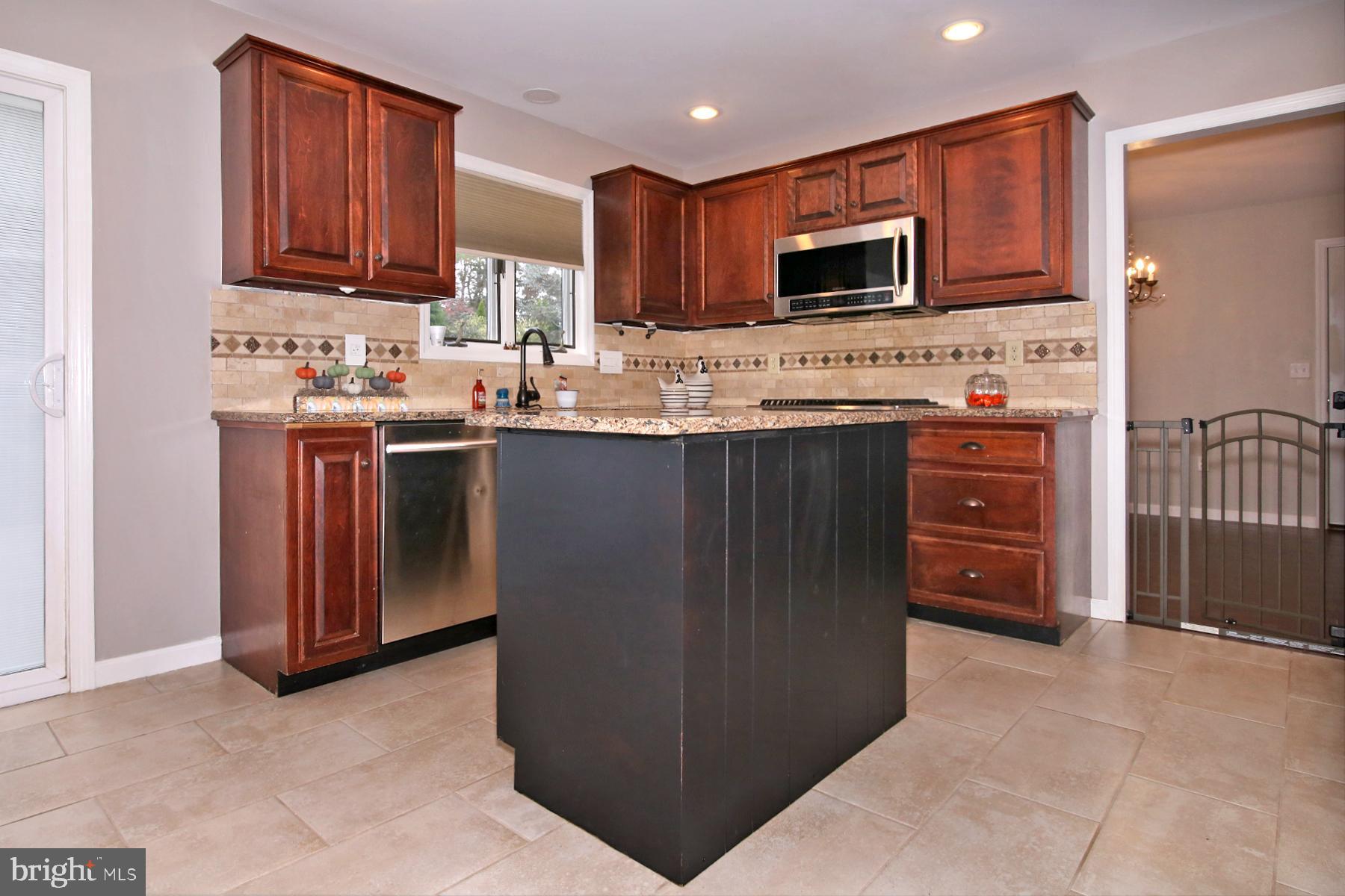 87 Walden Rd