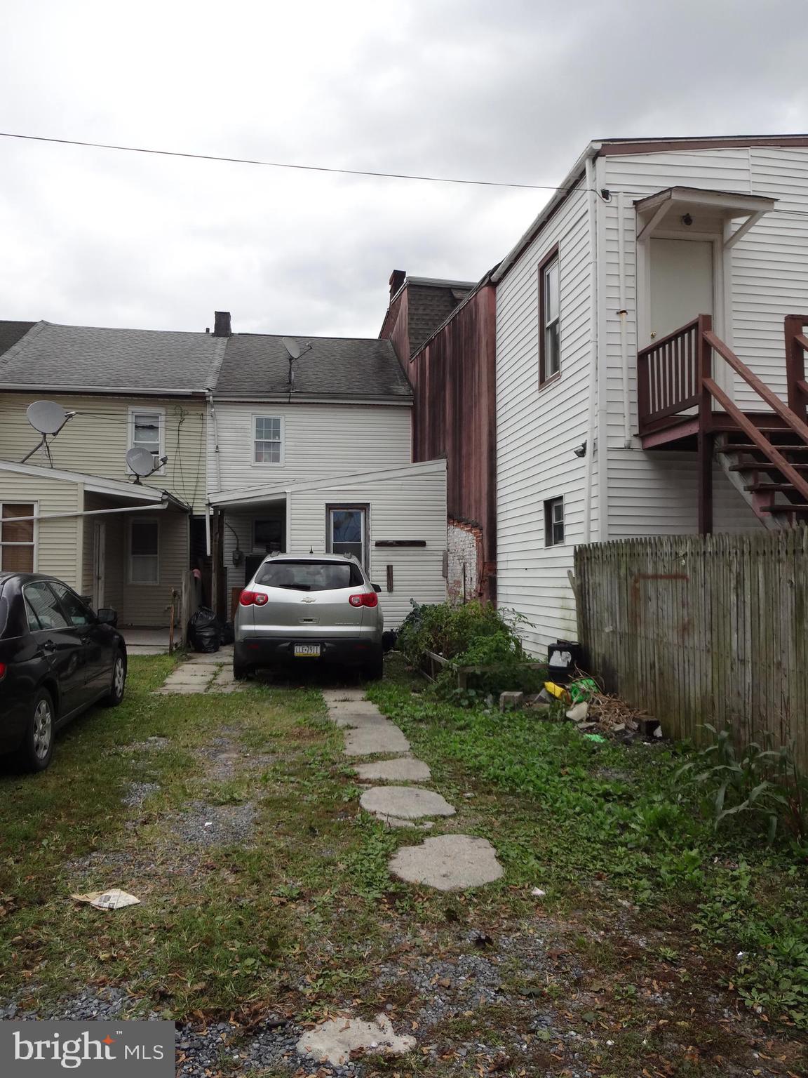 361 N 11th St N