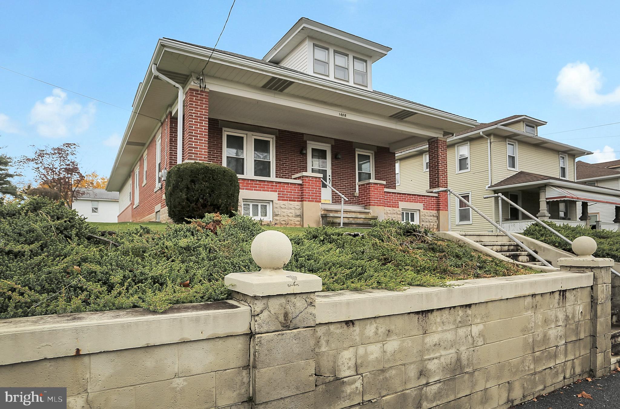 1406 Sandhill Rd