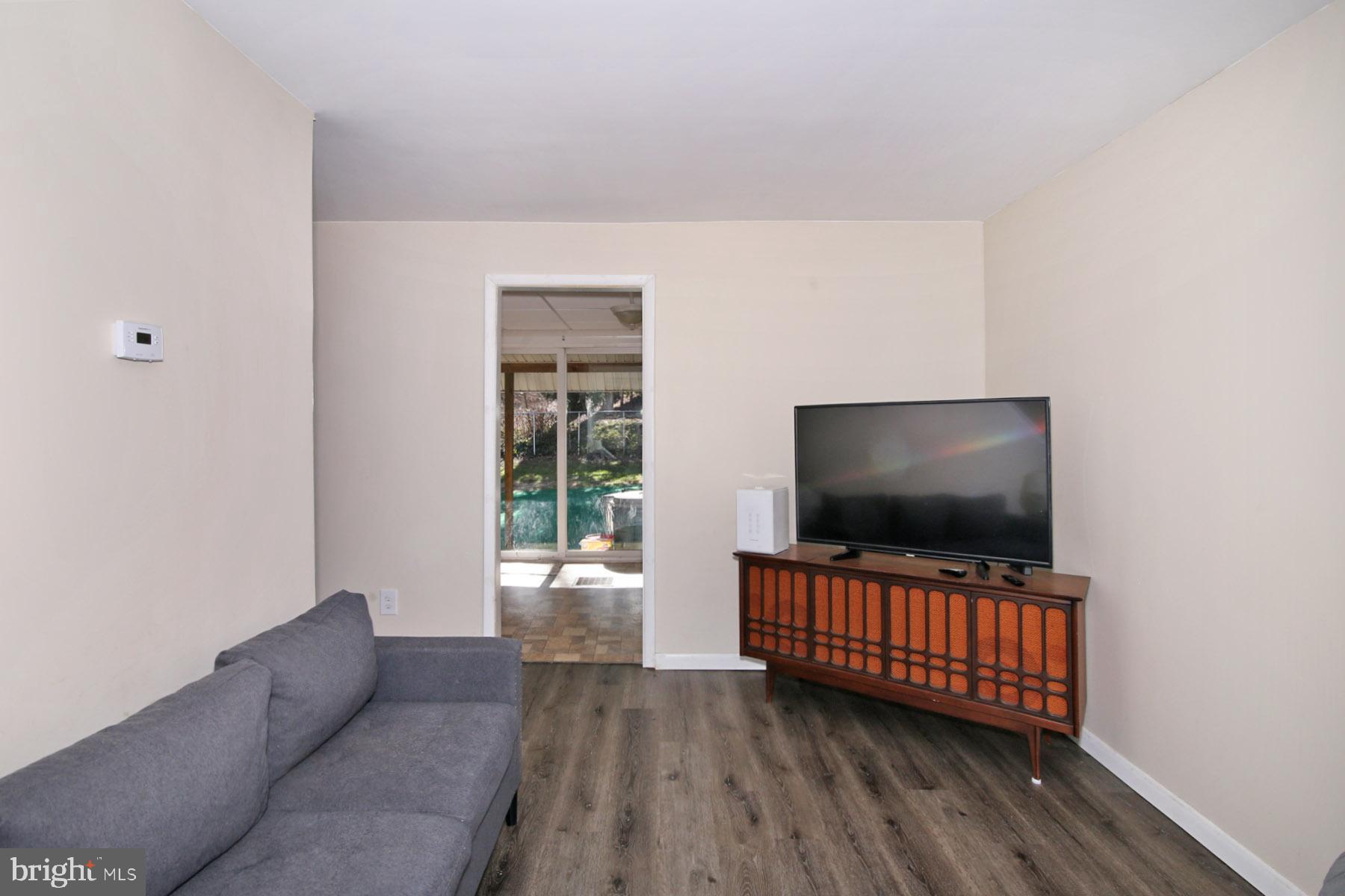 2395 Quarry Rd