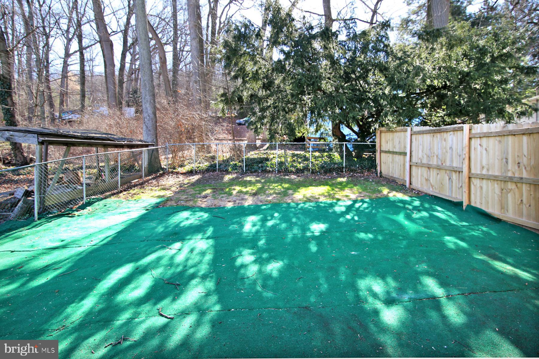 2395 Quarry Rd