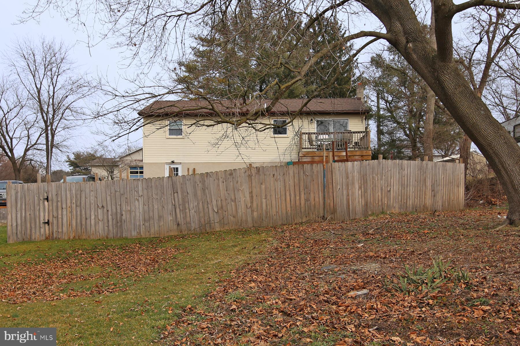 25 N Fisher St