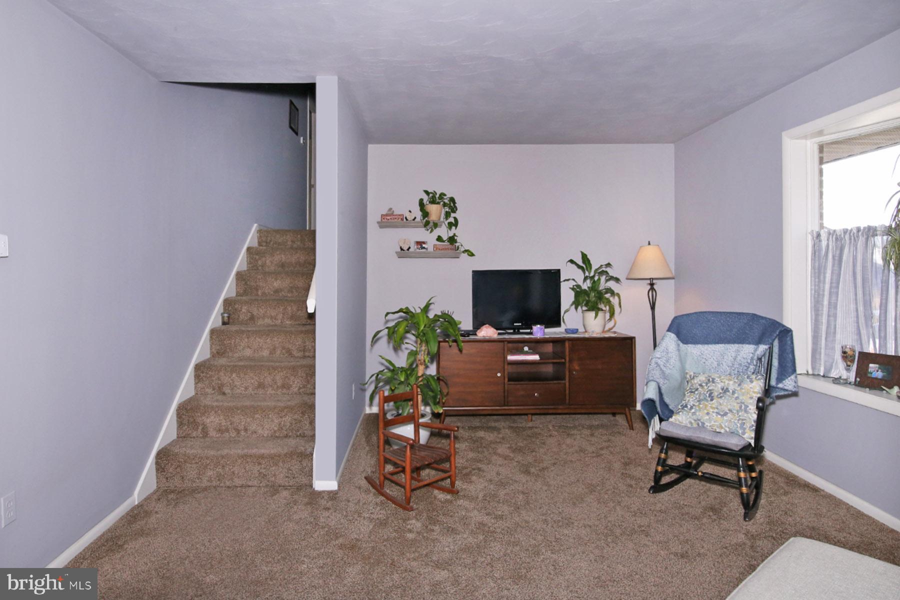 593 Blue Mountain Rd