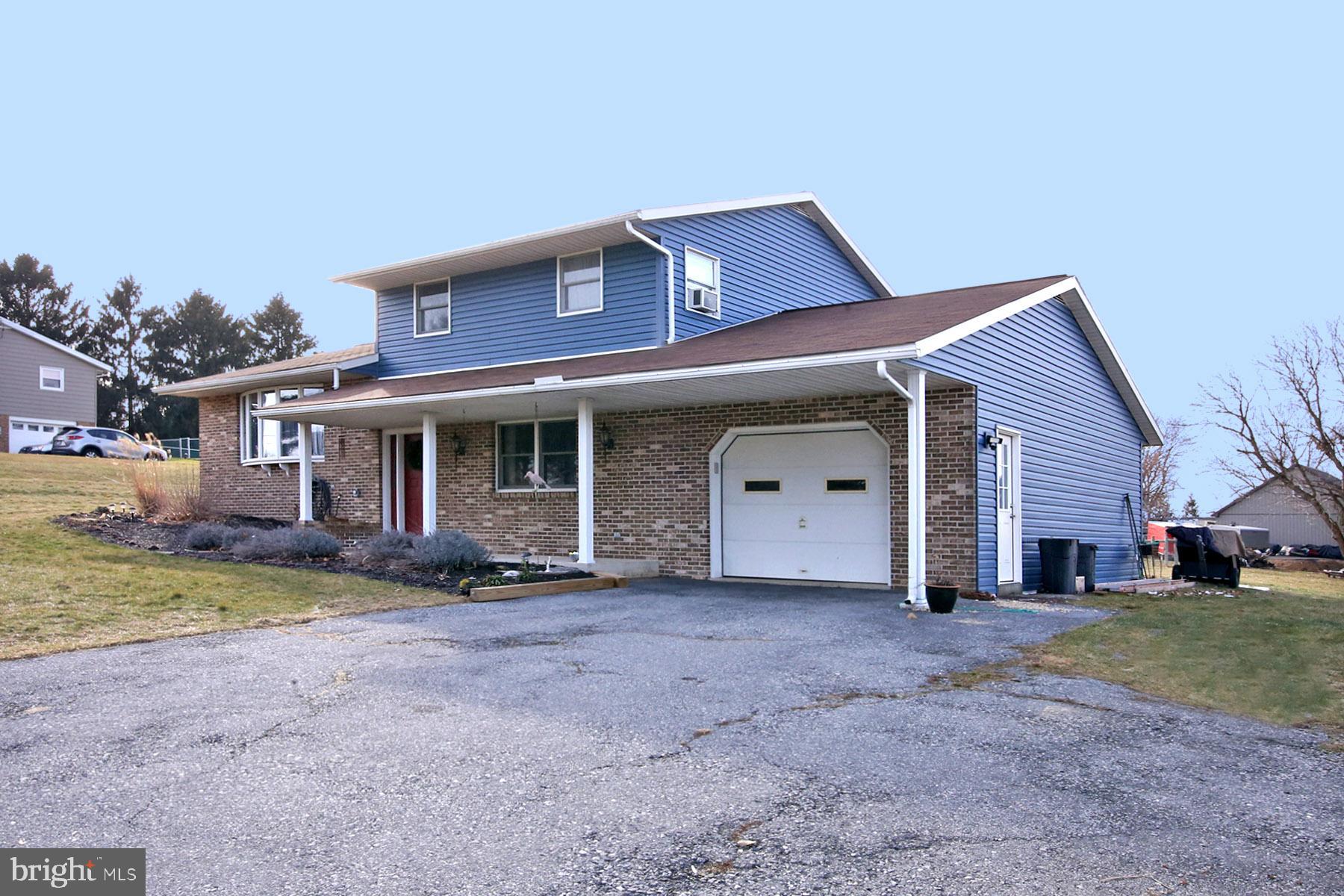 593 Blue Mountain Rd