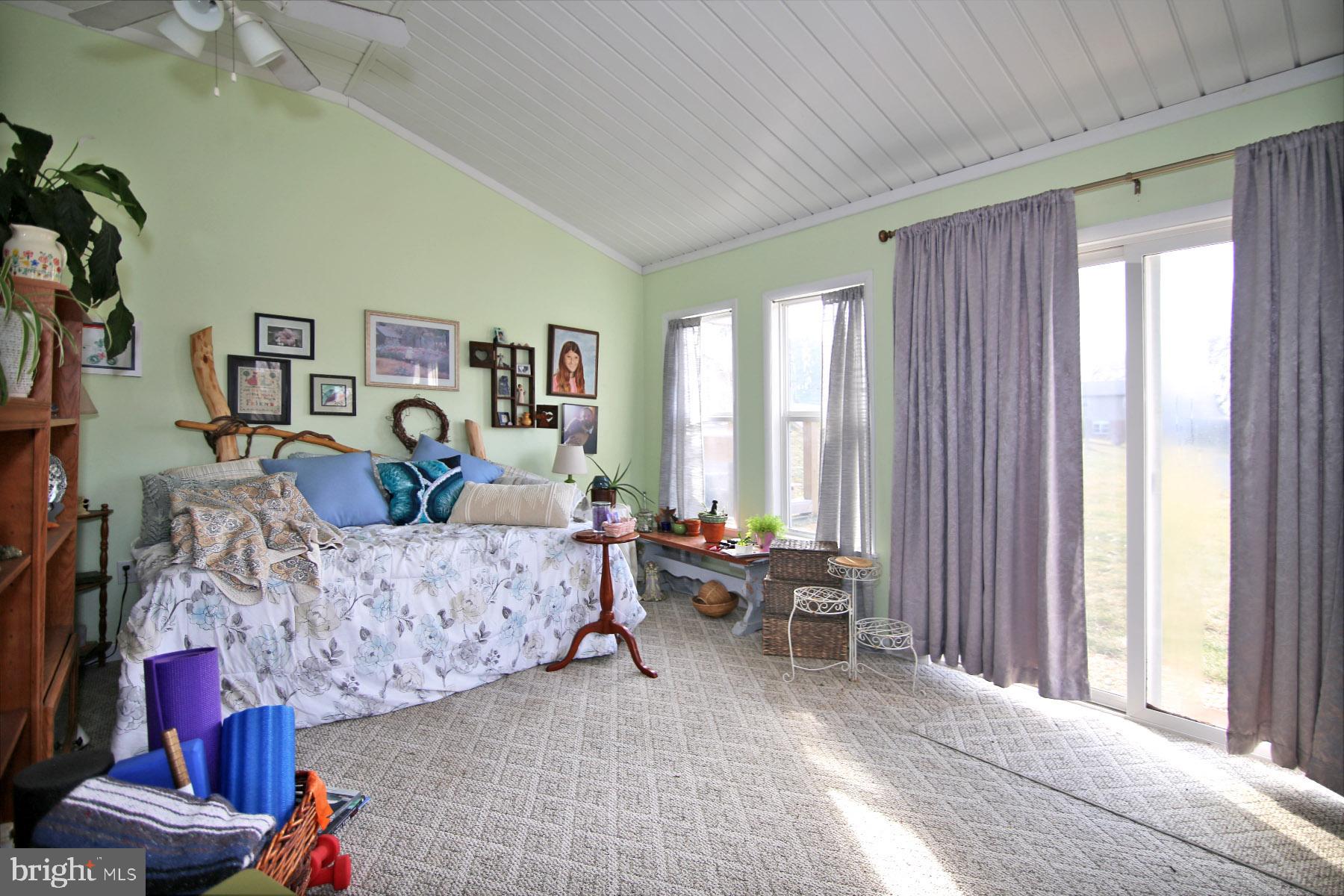593 Blue Mountain Rd