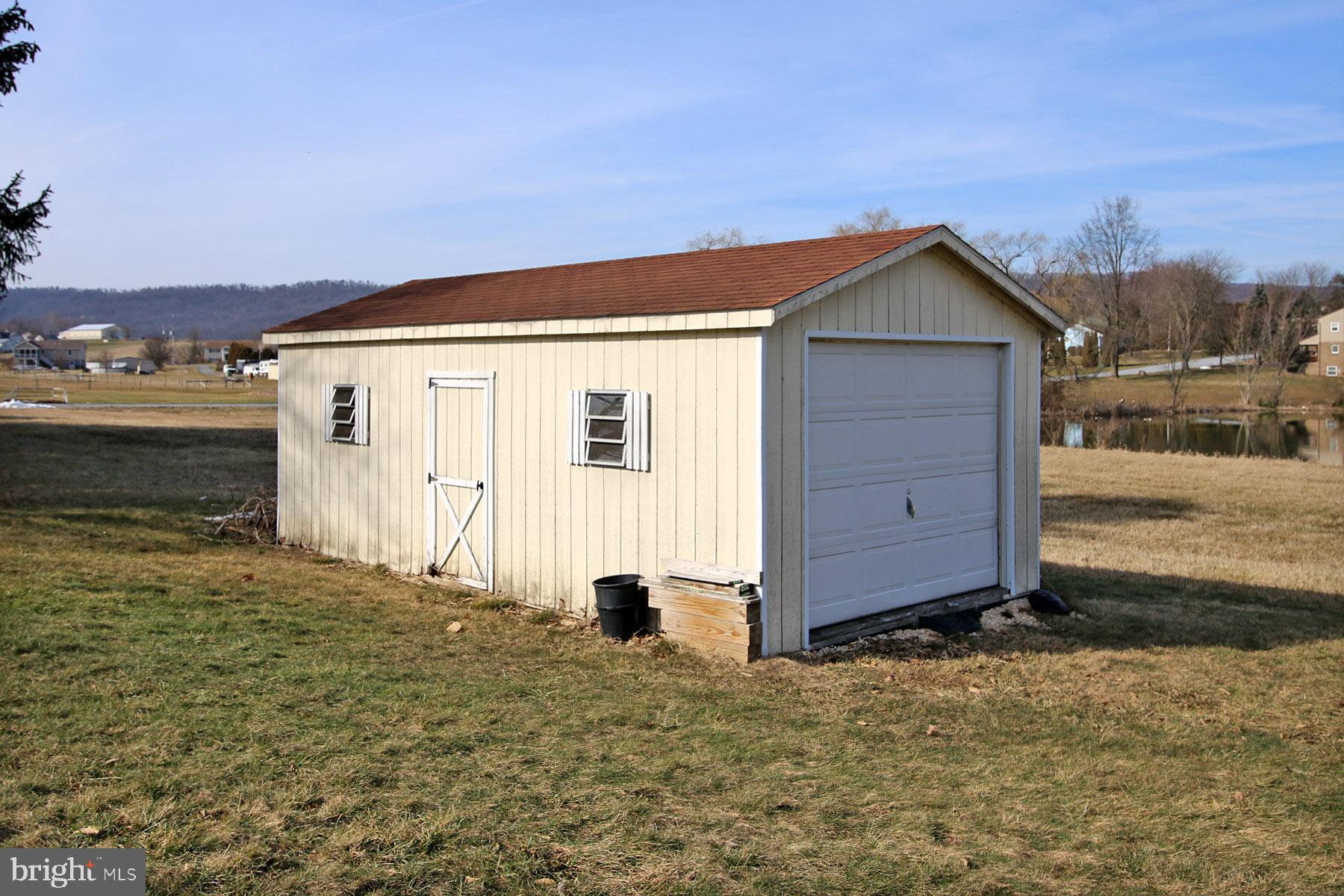 593 Blue Mountain Rd