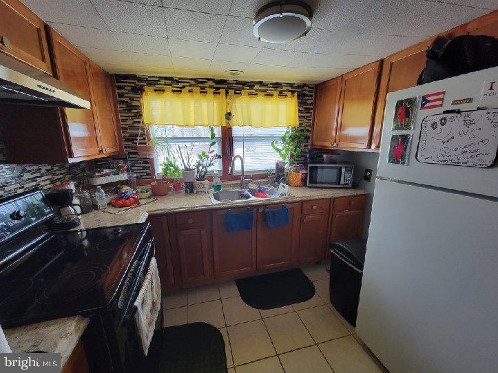 9-R Shellie St