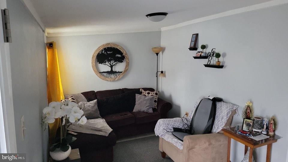 9-R Shellie St
