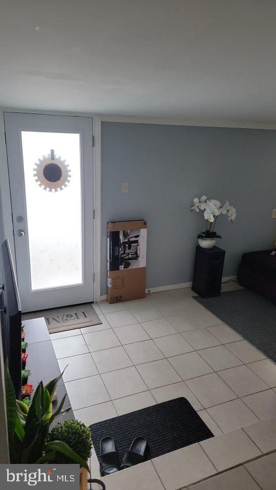 9-R Shellie St