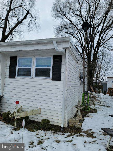 9-R Shellie St