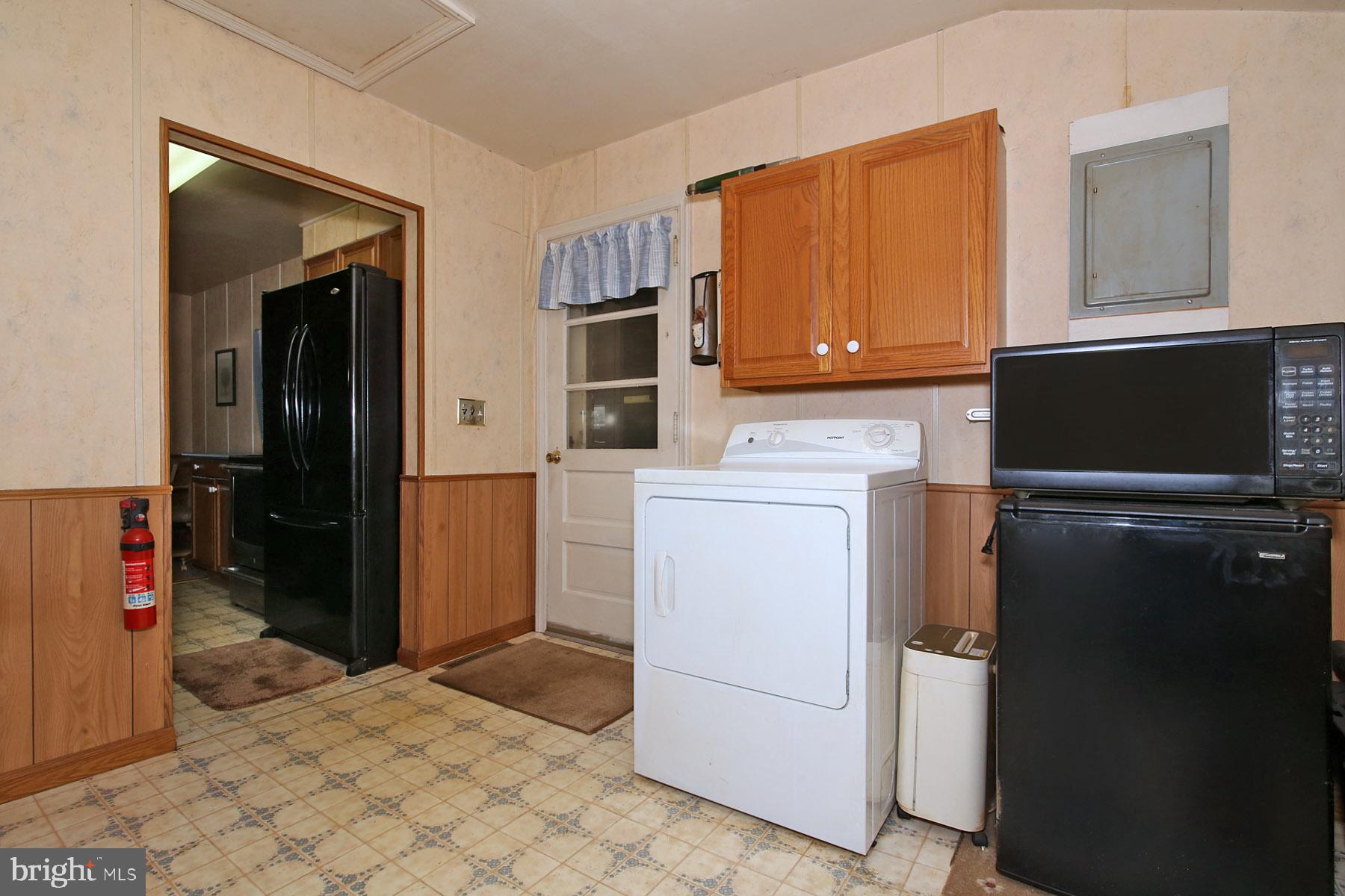 563 S 5th Ave