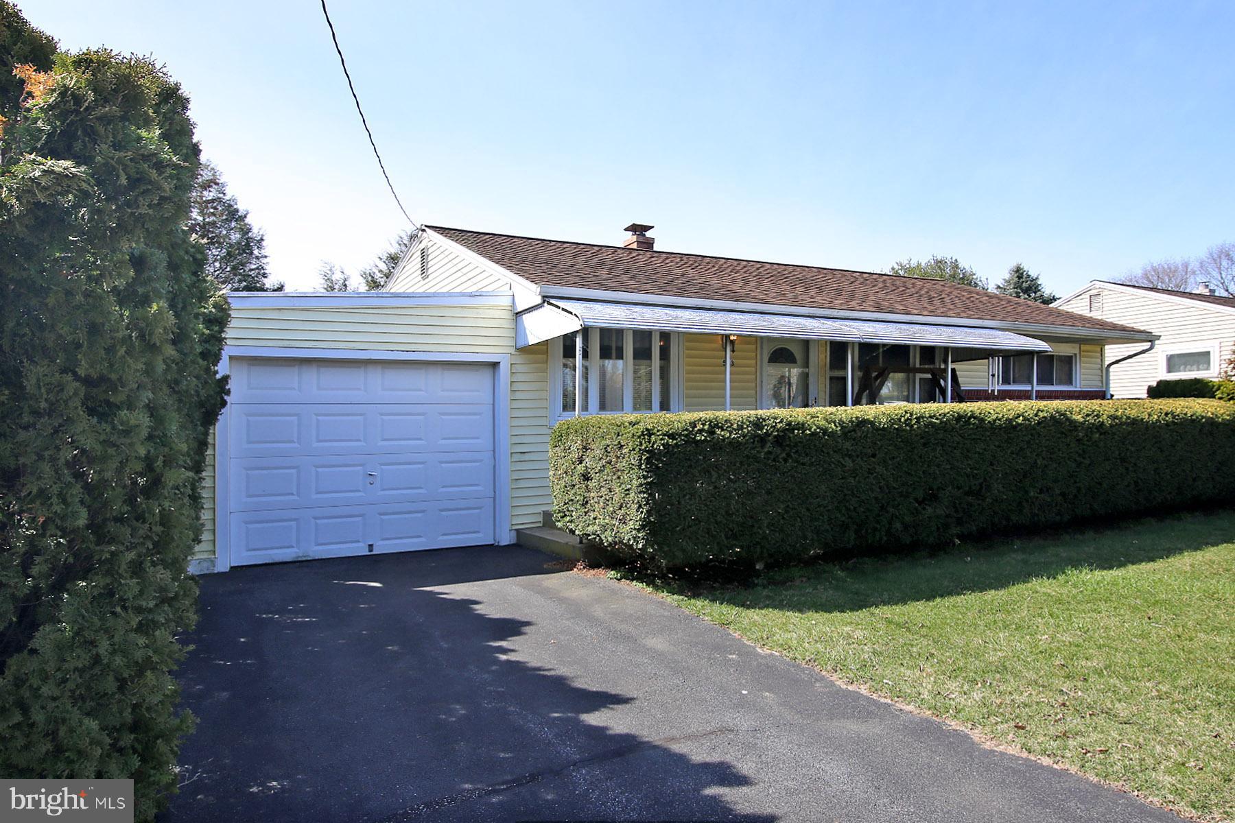 563 S 5th Ave