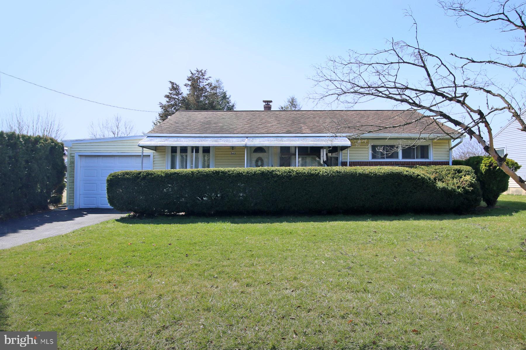 563 S 5th Ave