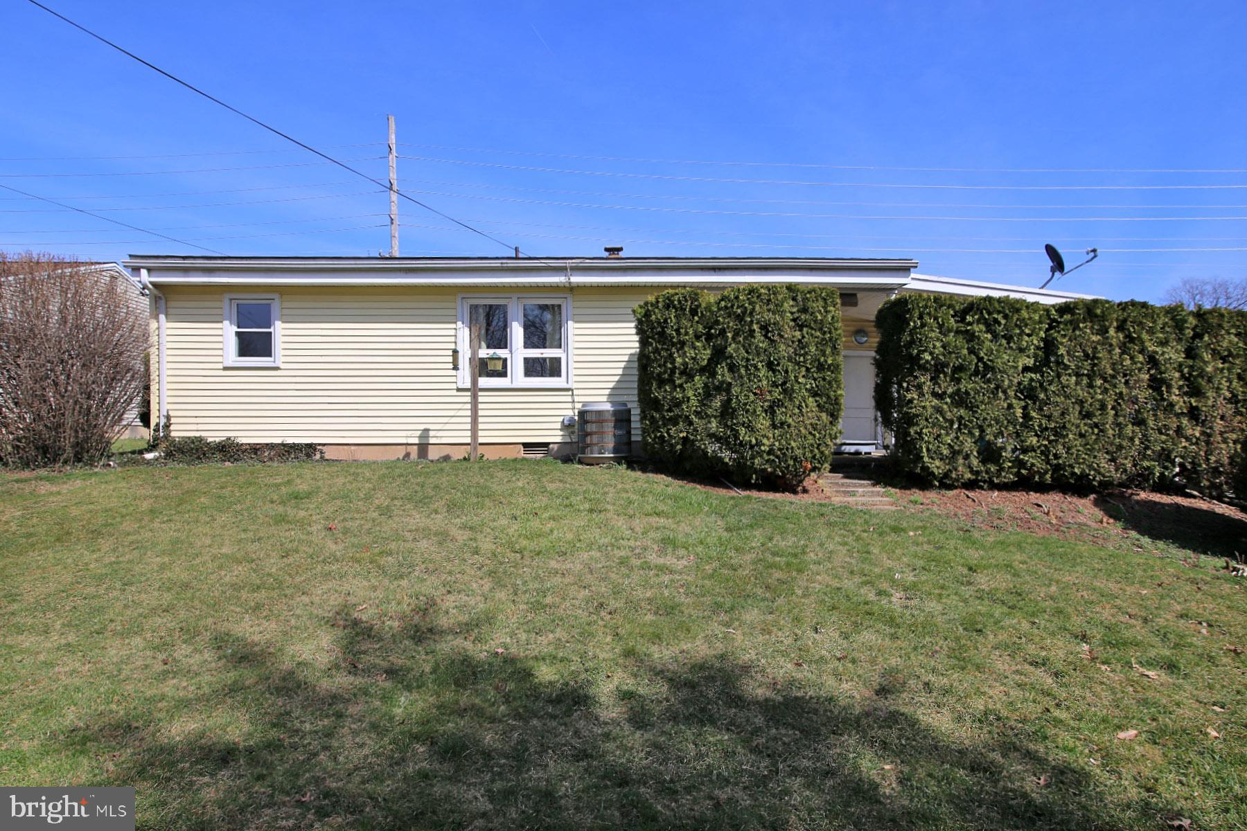 563 S 5th Ave