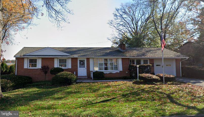204 Adam Dr