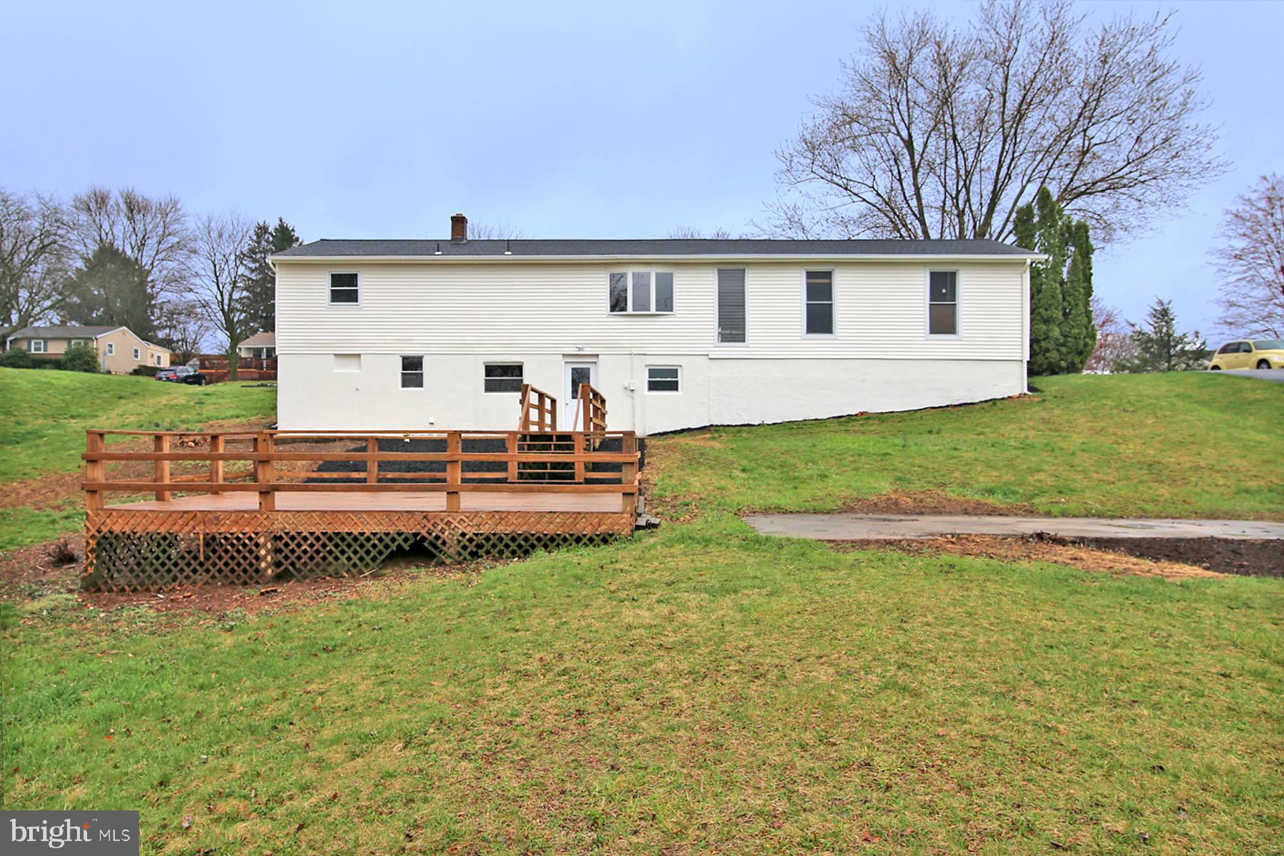 2175 Cloverfield Dr