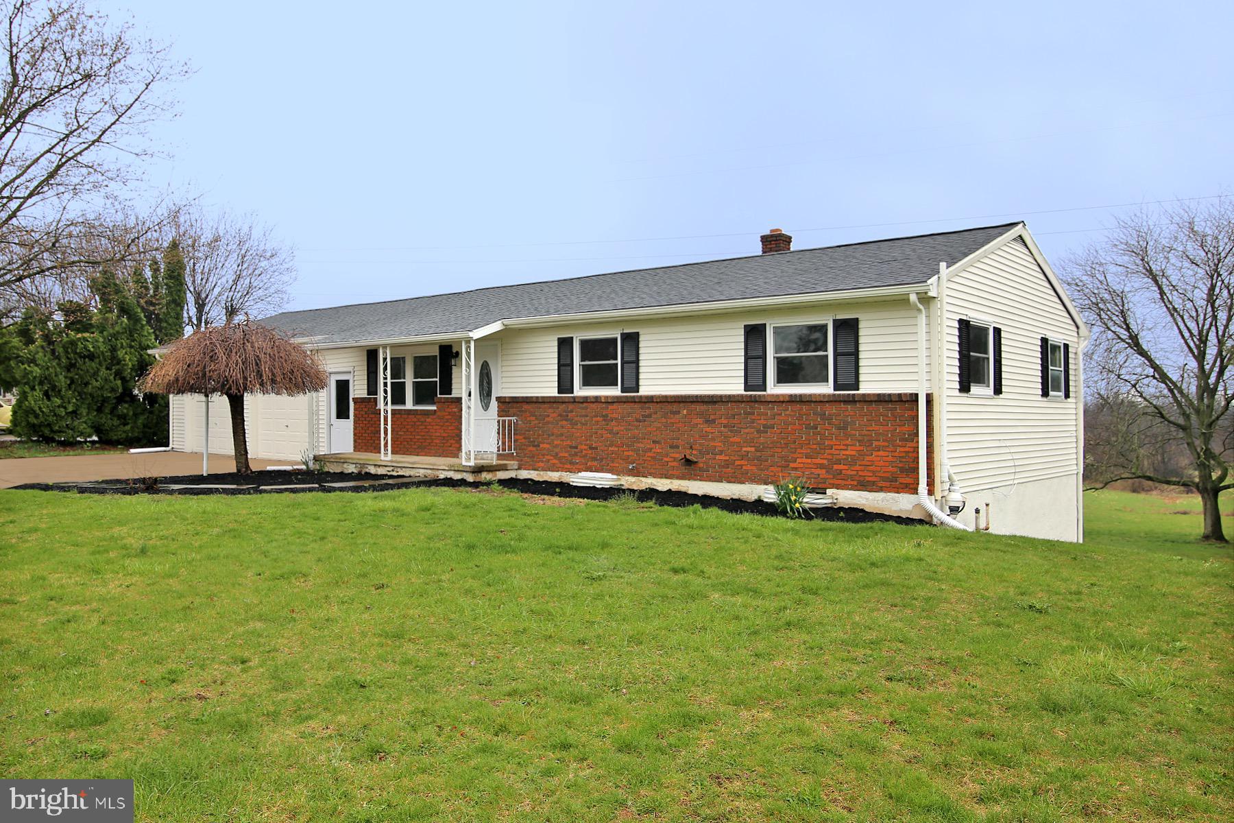 2175 Cloverfield Dr