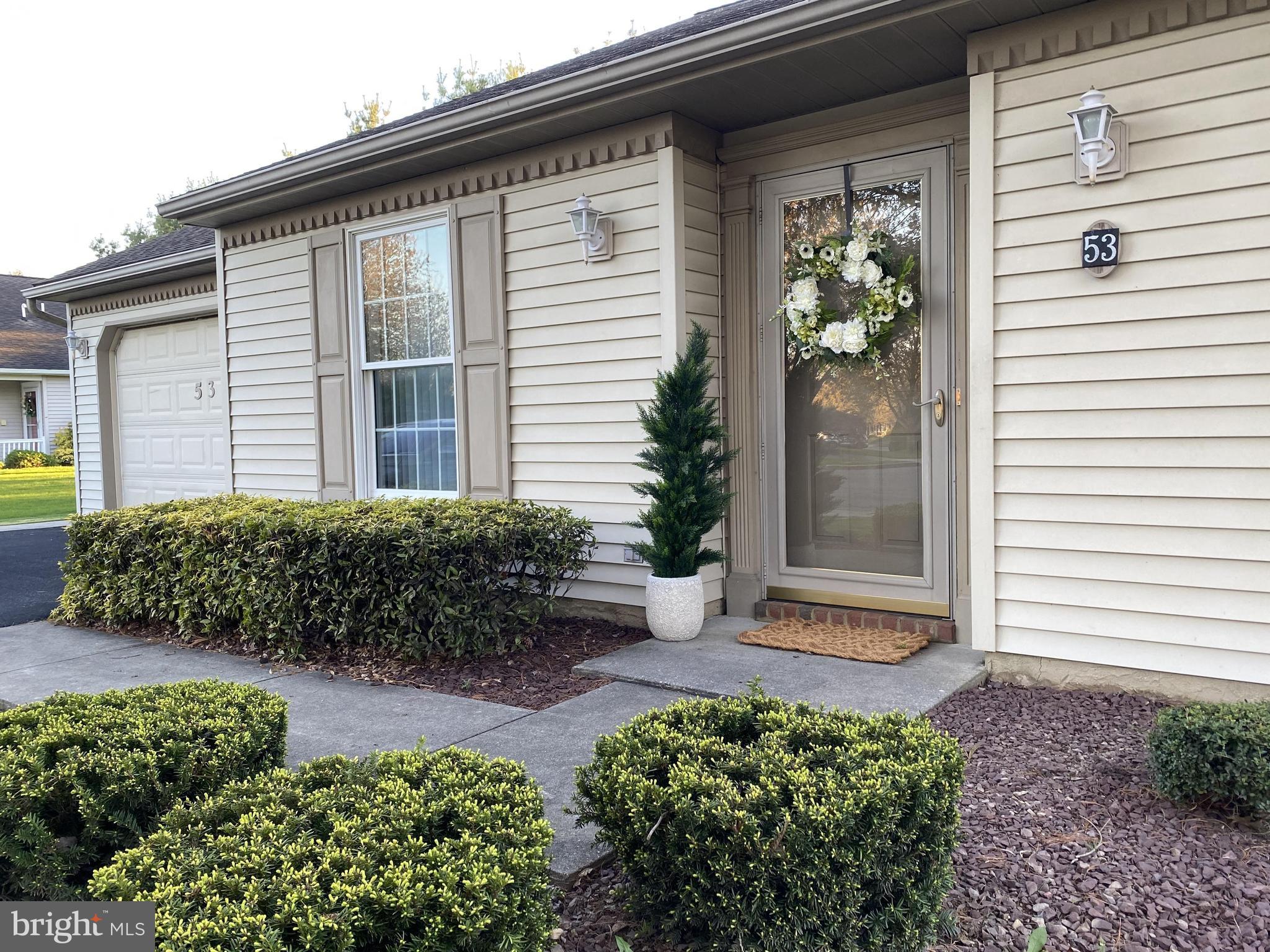 53 Arbor Dr