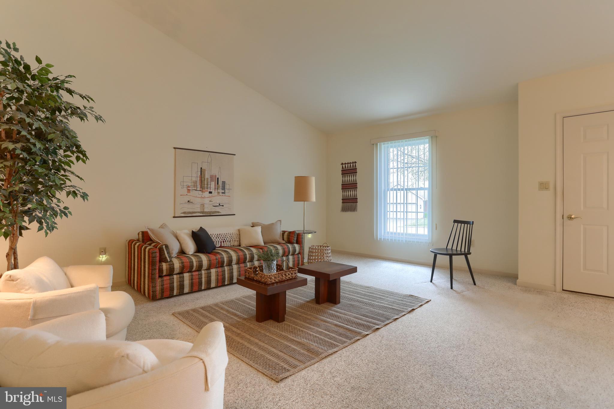 53 Arbor Dr