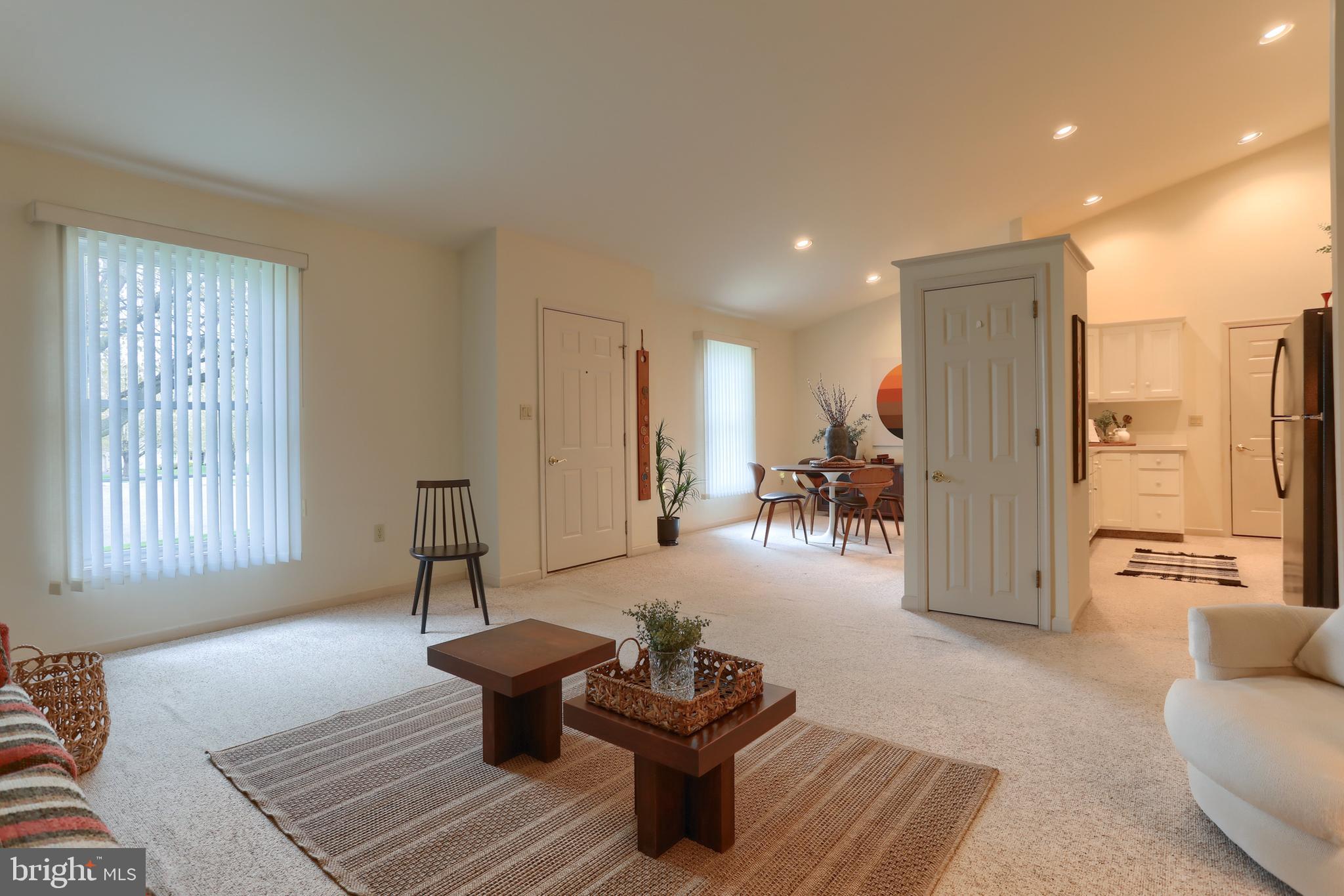 53 Arbor Dr