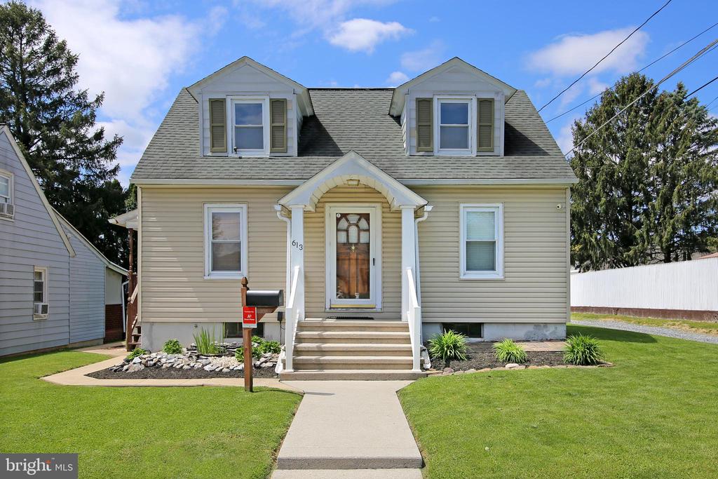 613 N 7th Ave