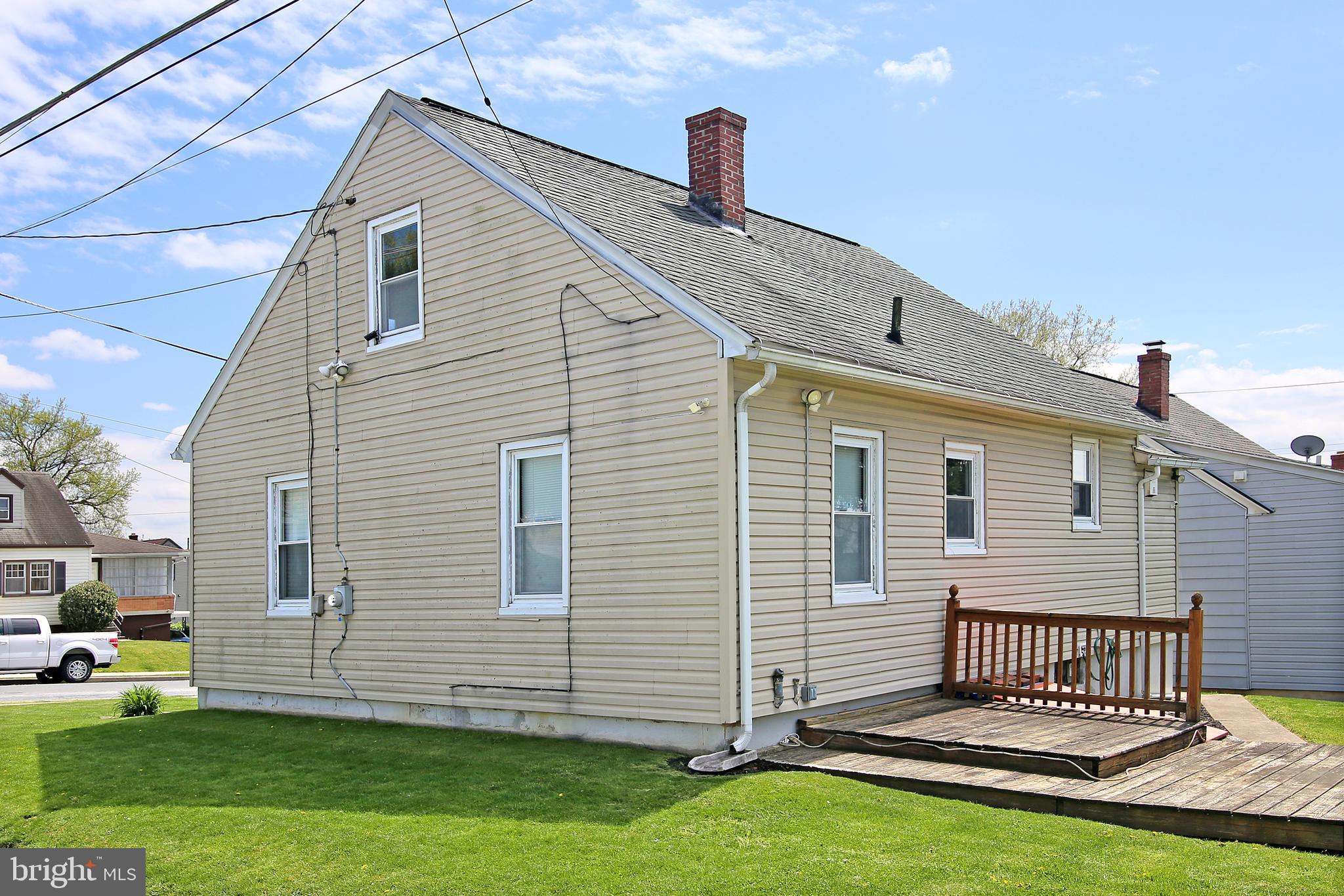 613 N 7th Ave