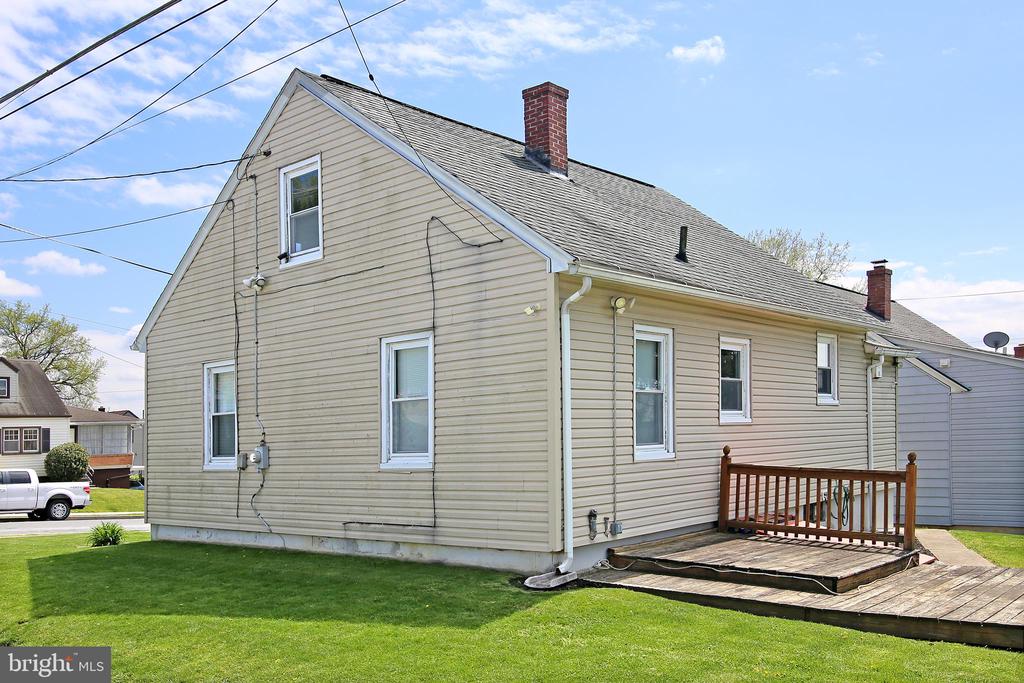 613 N 7th Ave