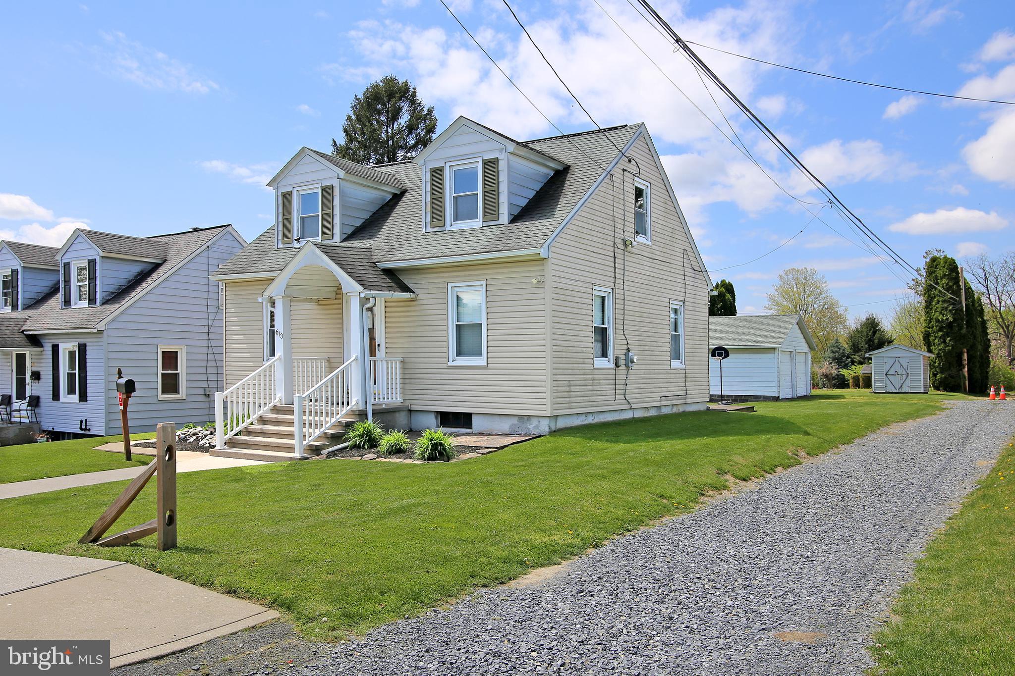613 N 7th Ave