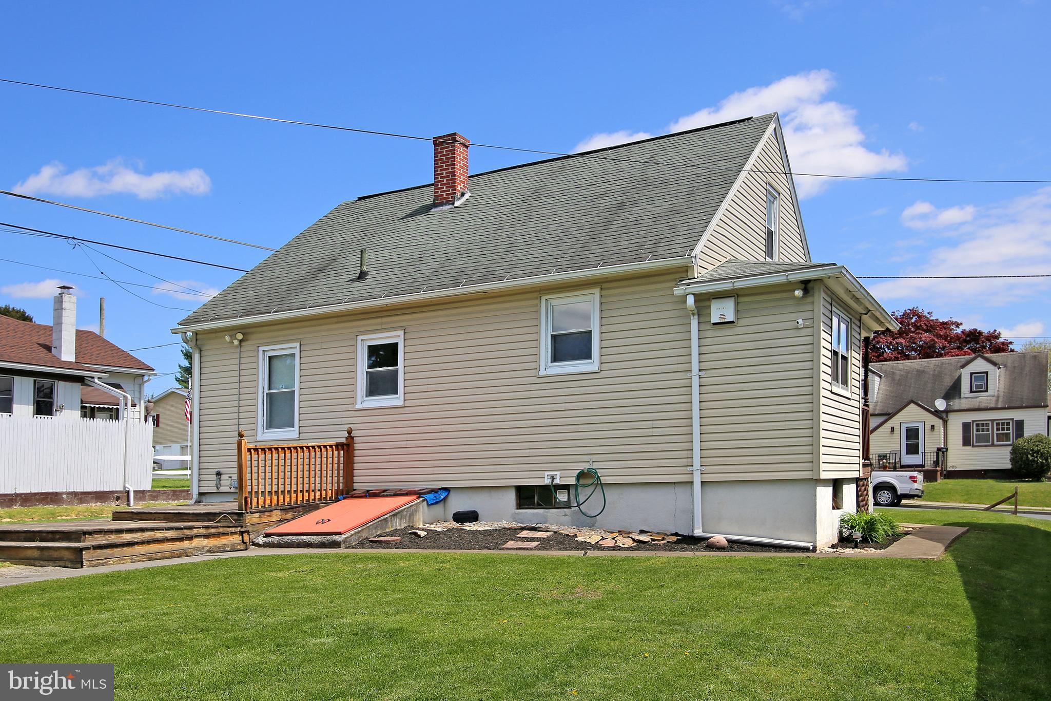 613 N 7th Ave