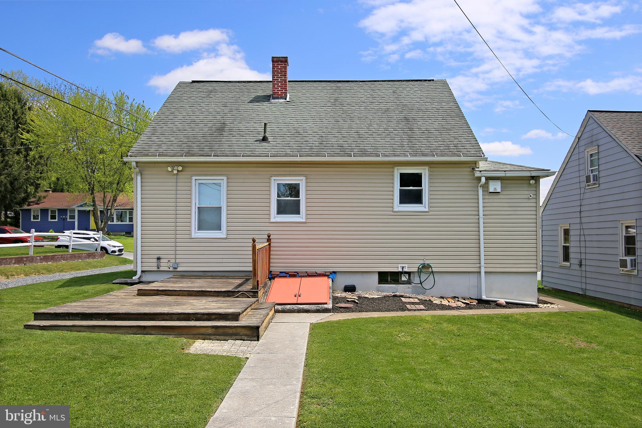 613 N 7th Ave