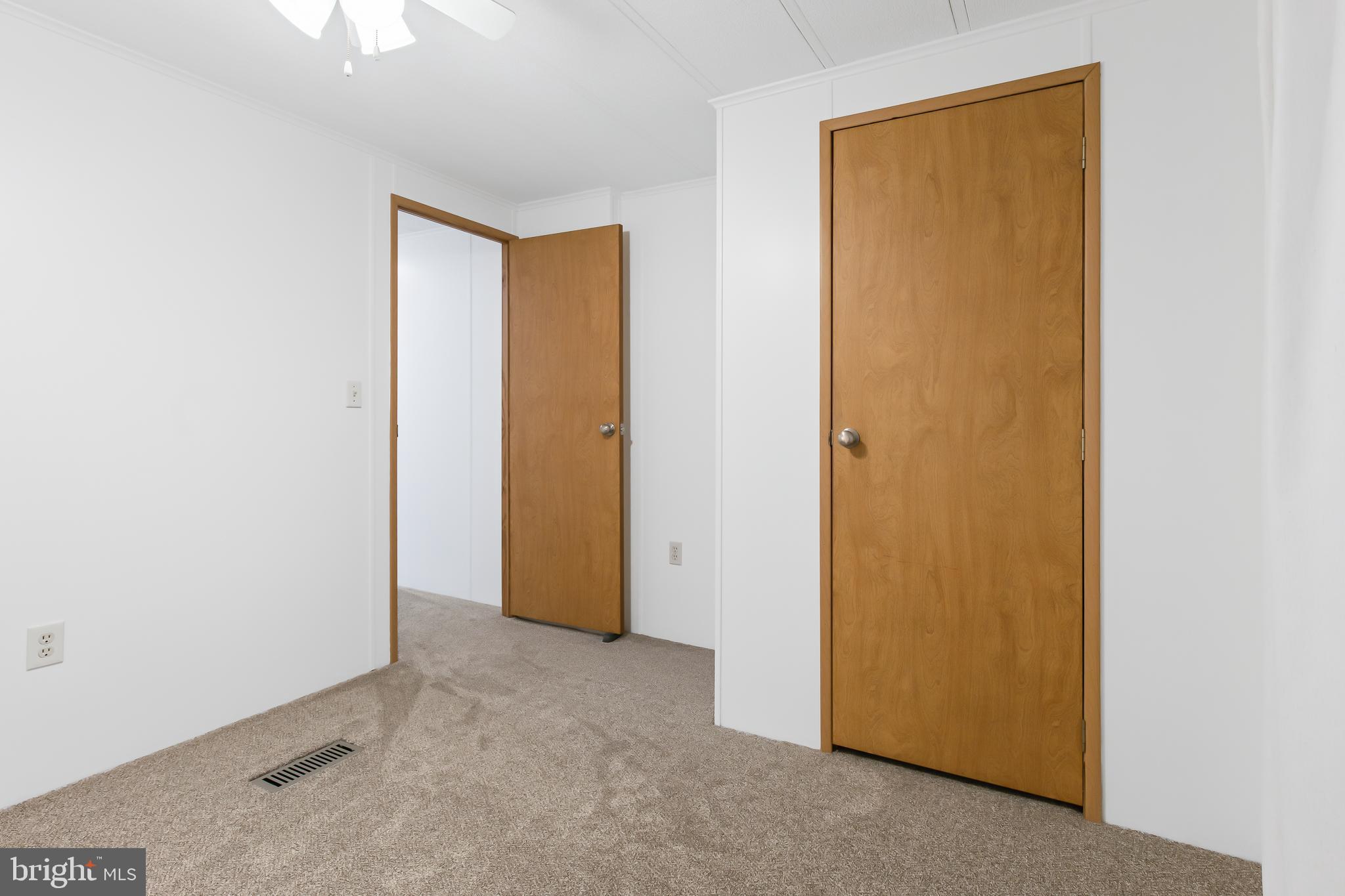411 Maple Ave