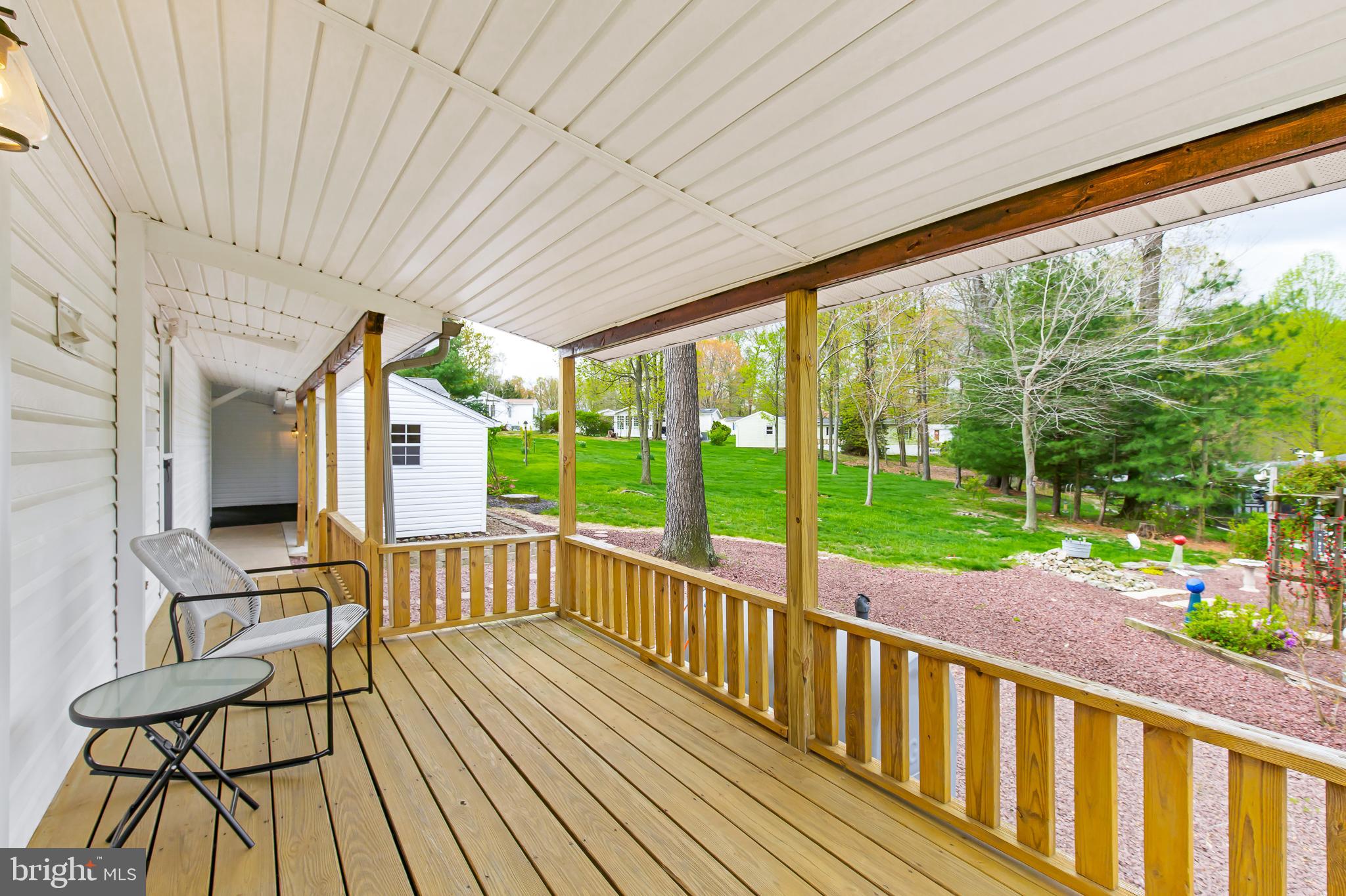 411 Maple Ave