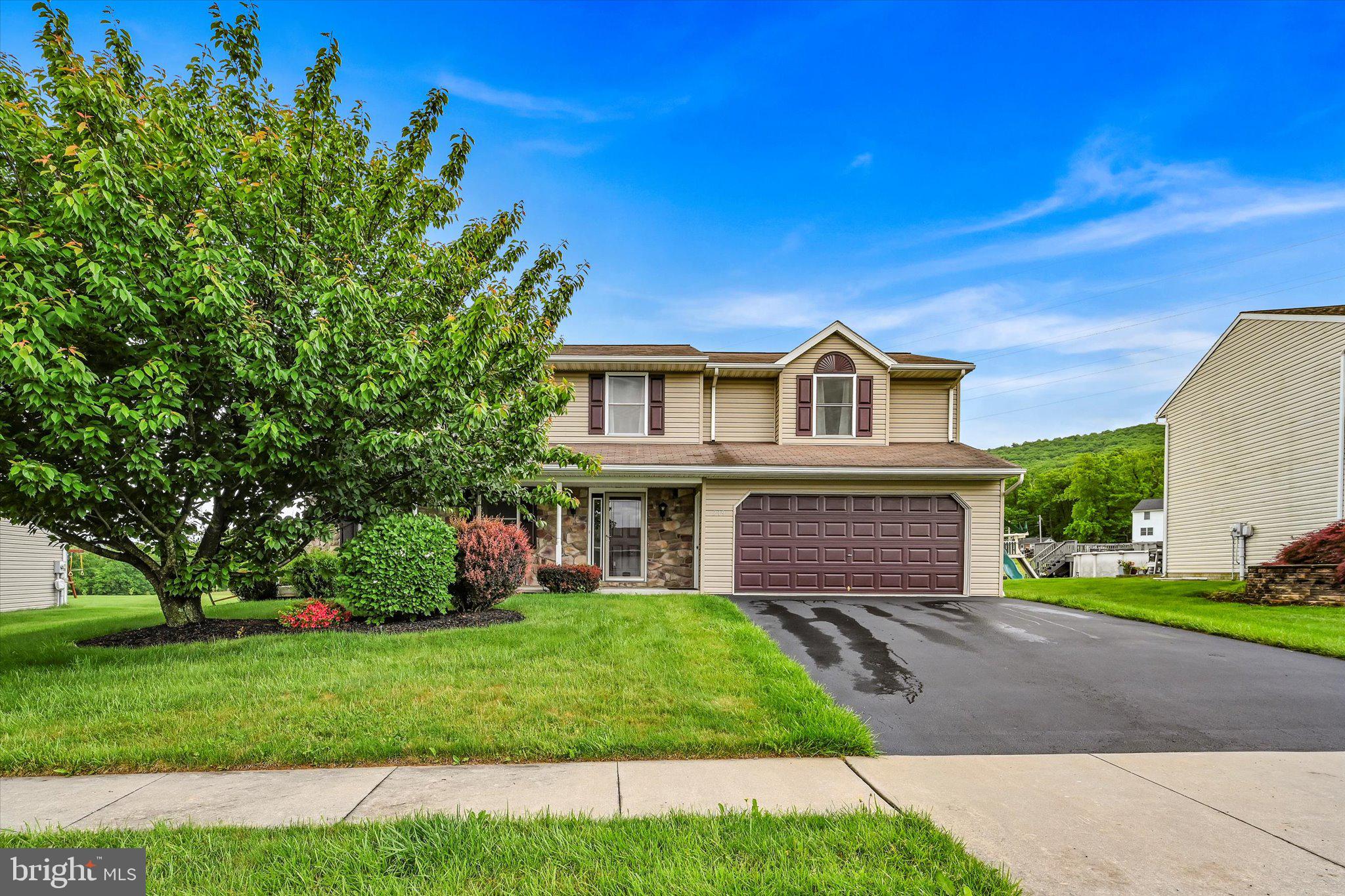 219 Sweetwater Ln