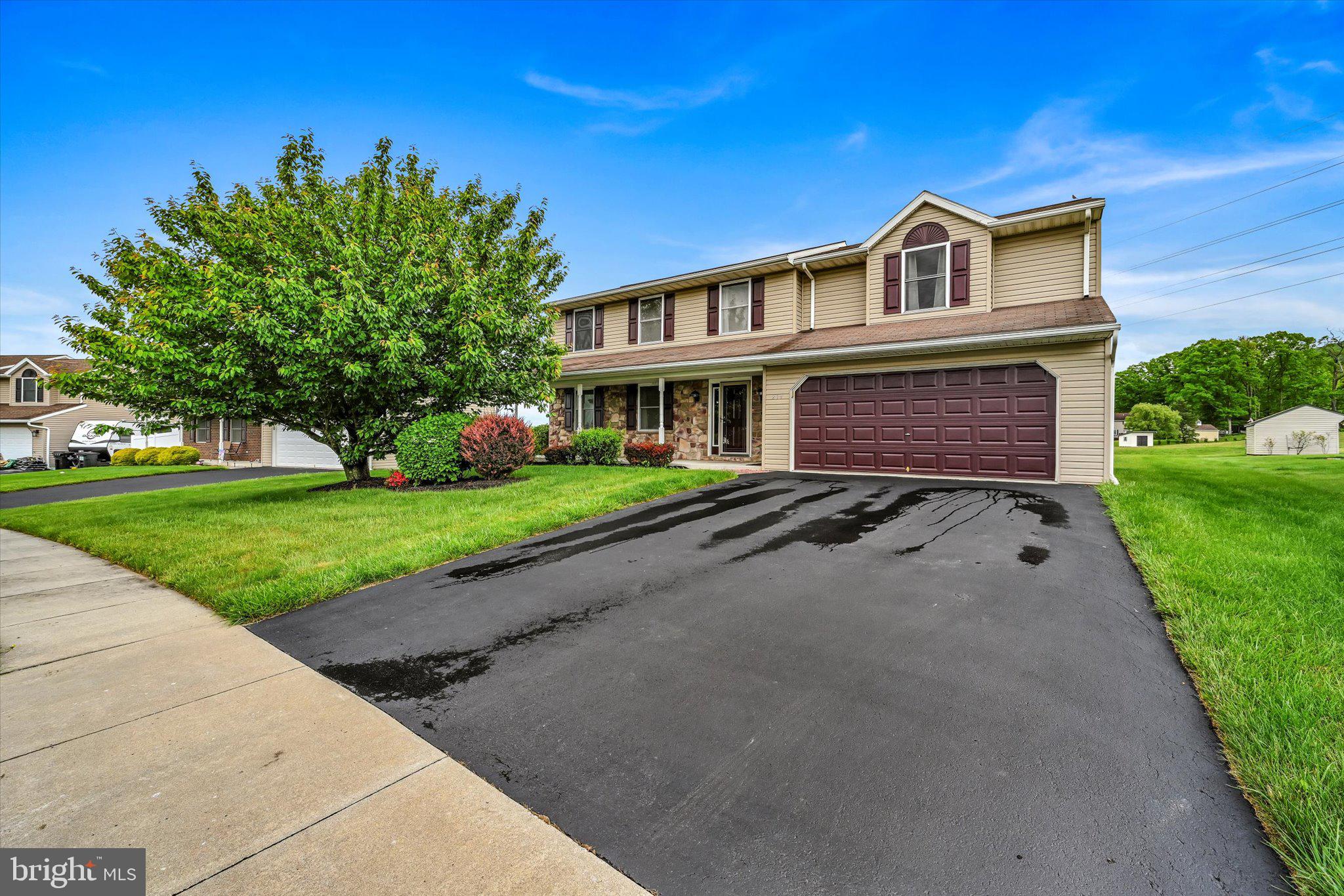219 Sweetwater Ln