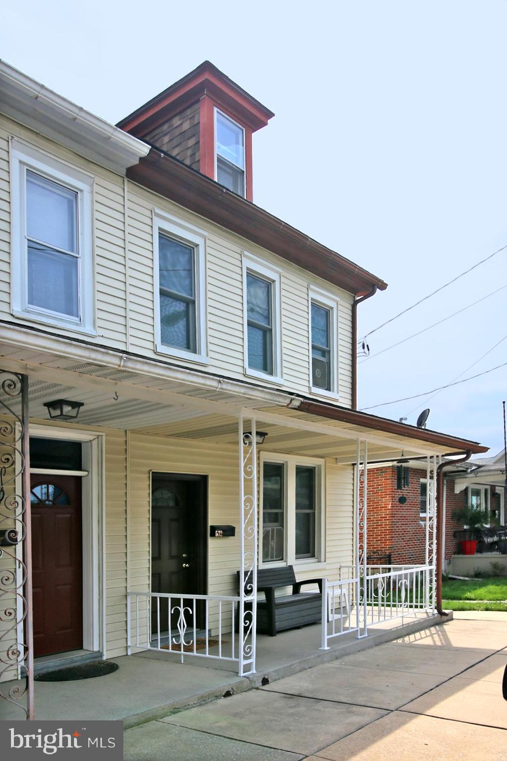 532 Hill St