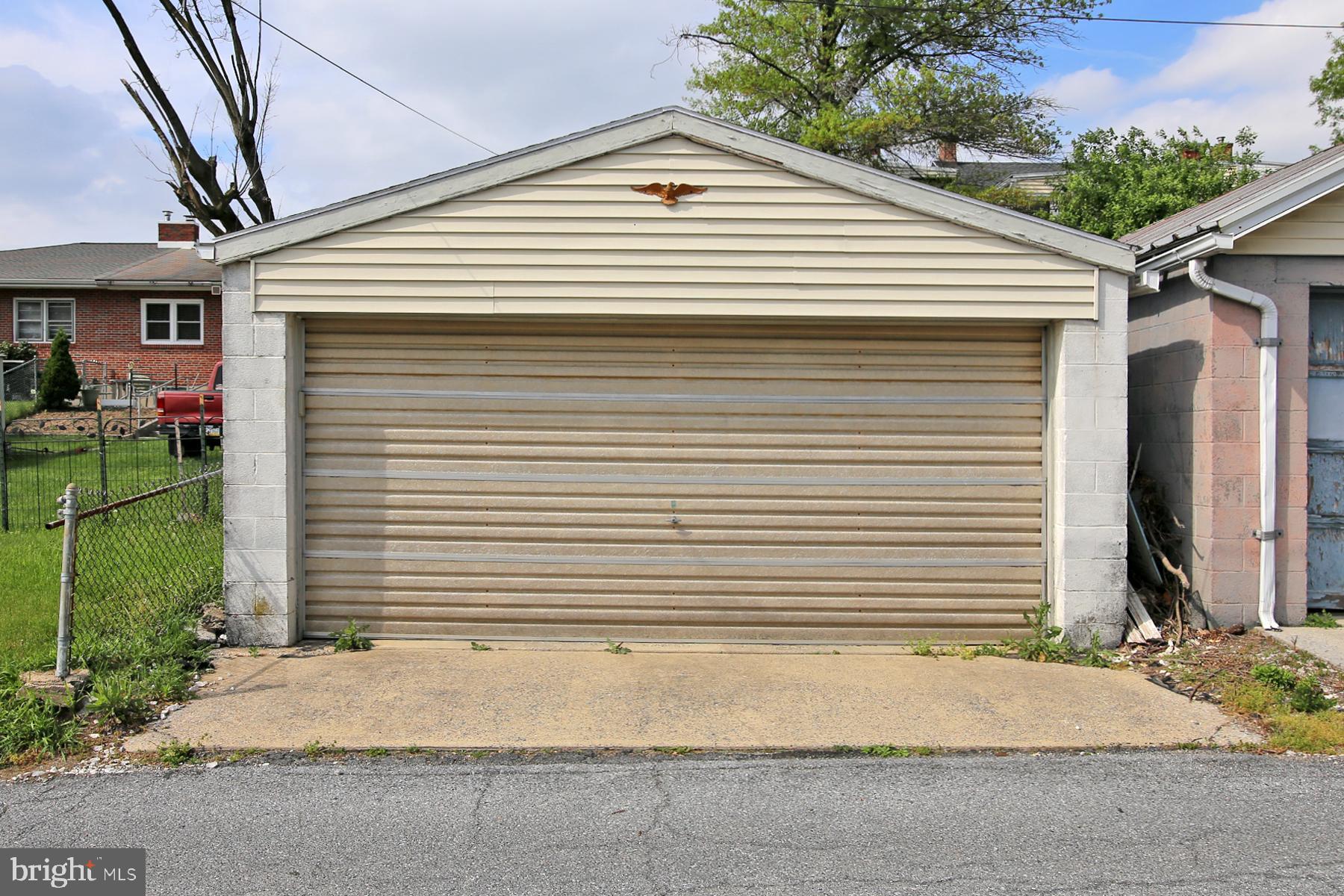 532 Hill St