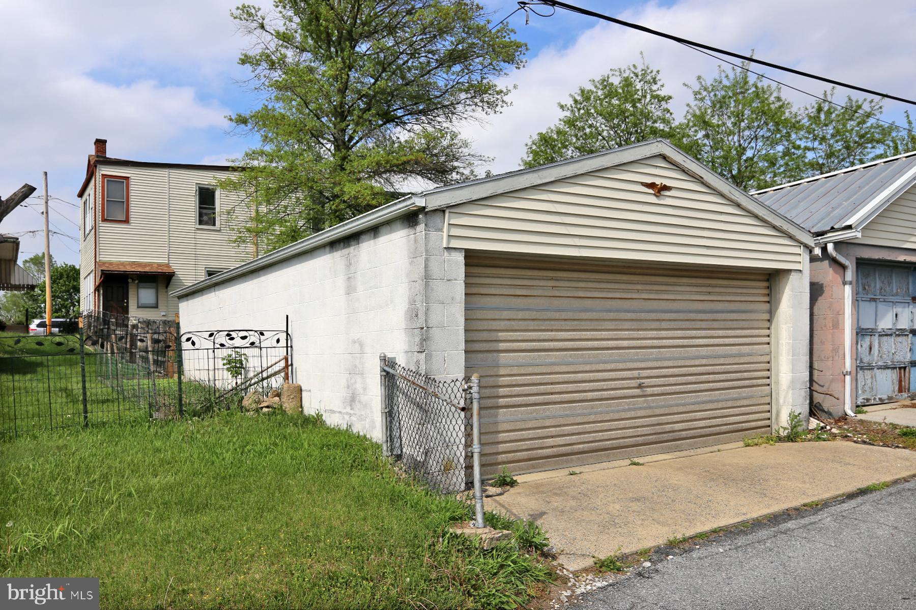 532 Hill St