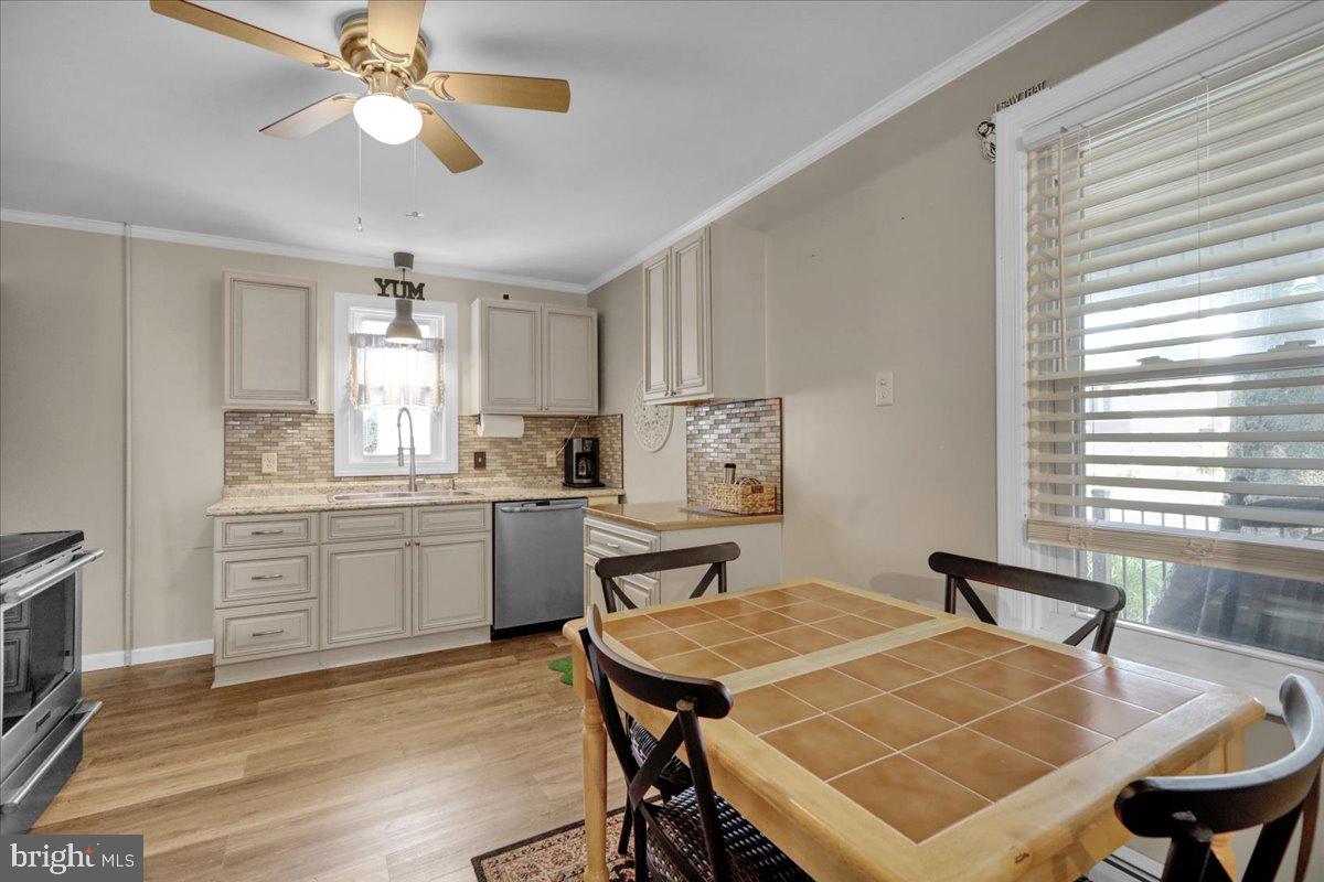 1319 Sandhill Rd