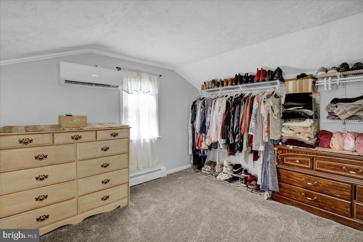 1319 Sandhill Rd