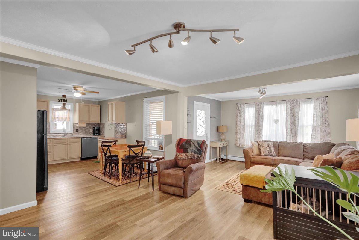1319 Sandhill Rd