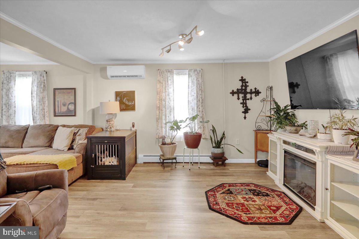 1319 Sandhill Rd