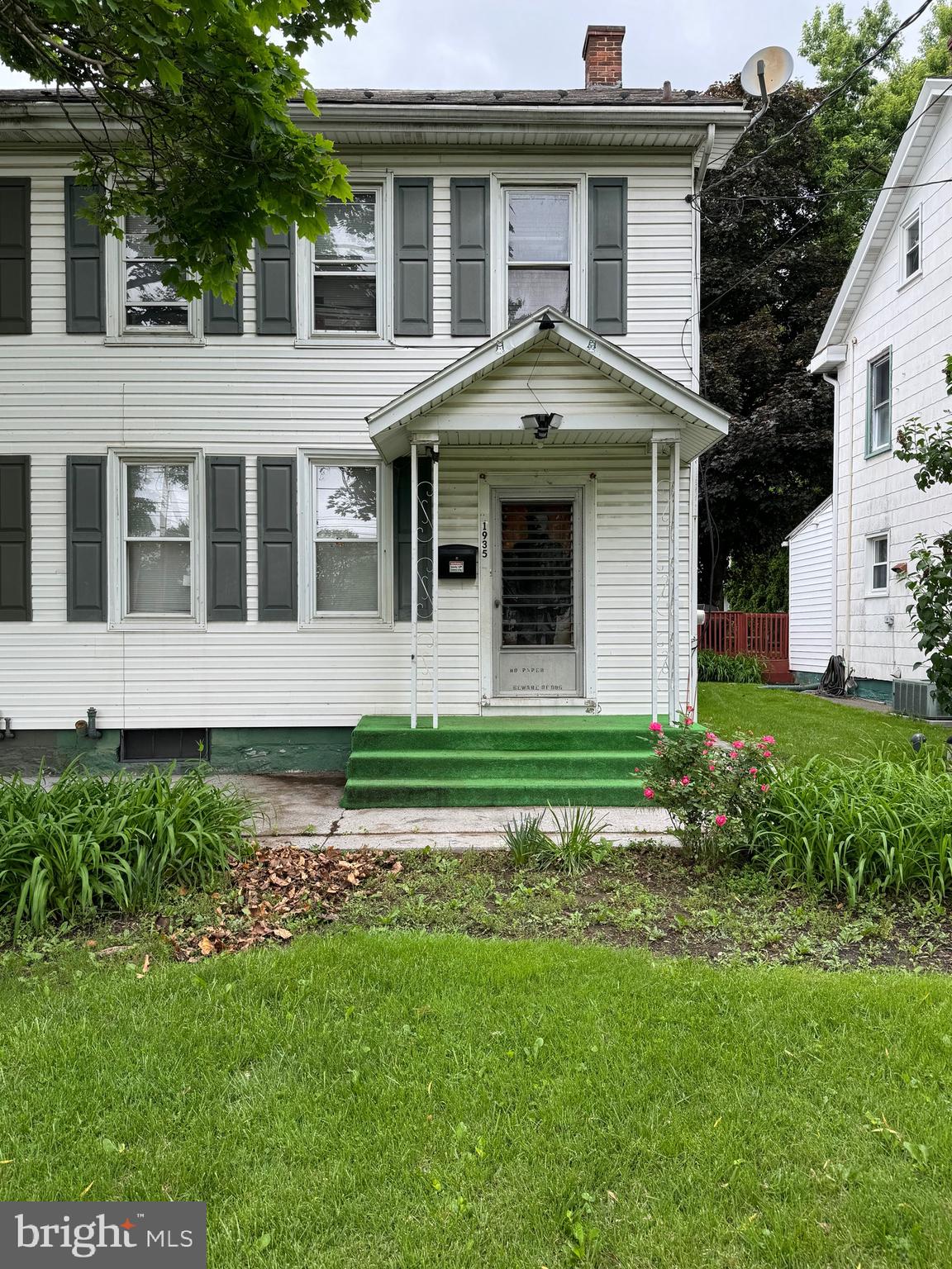 1935 W Cumberland St