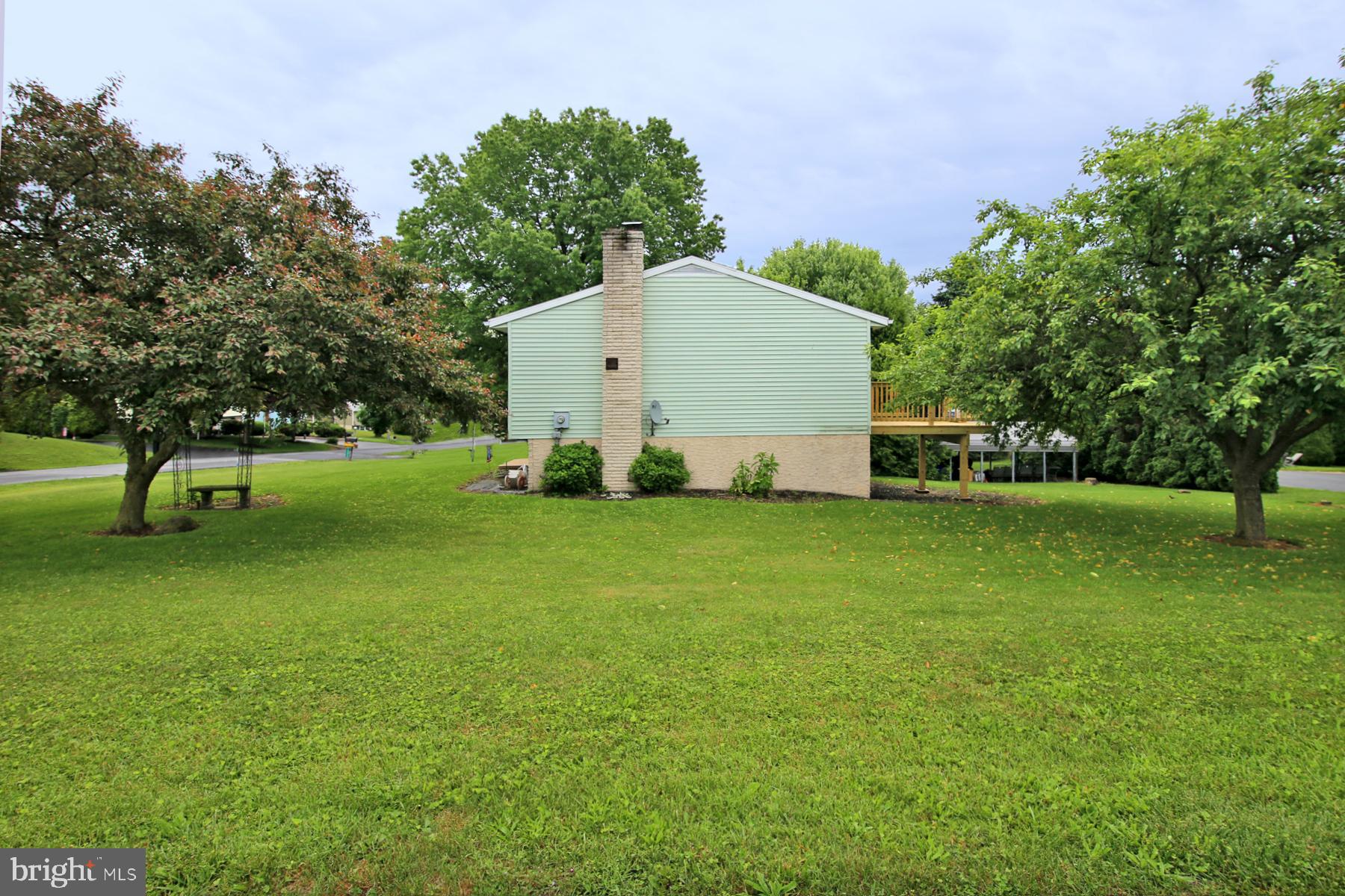 1595 Jody Ave