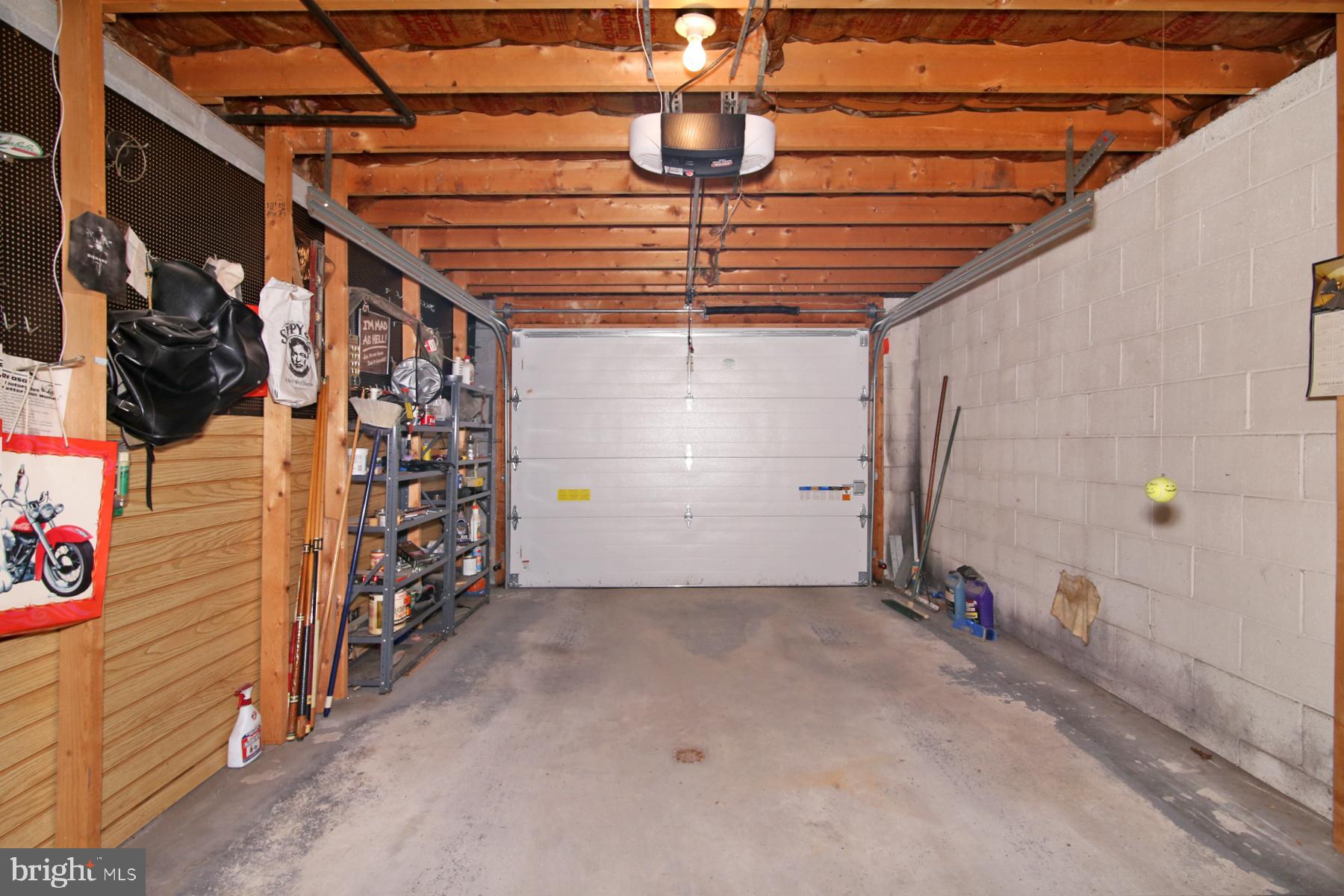 1595 Jody Ave
