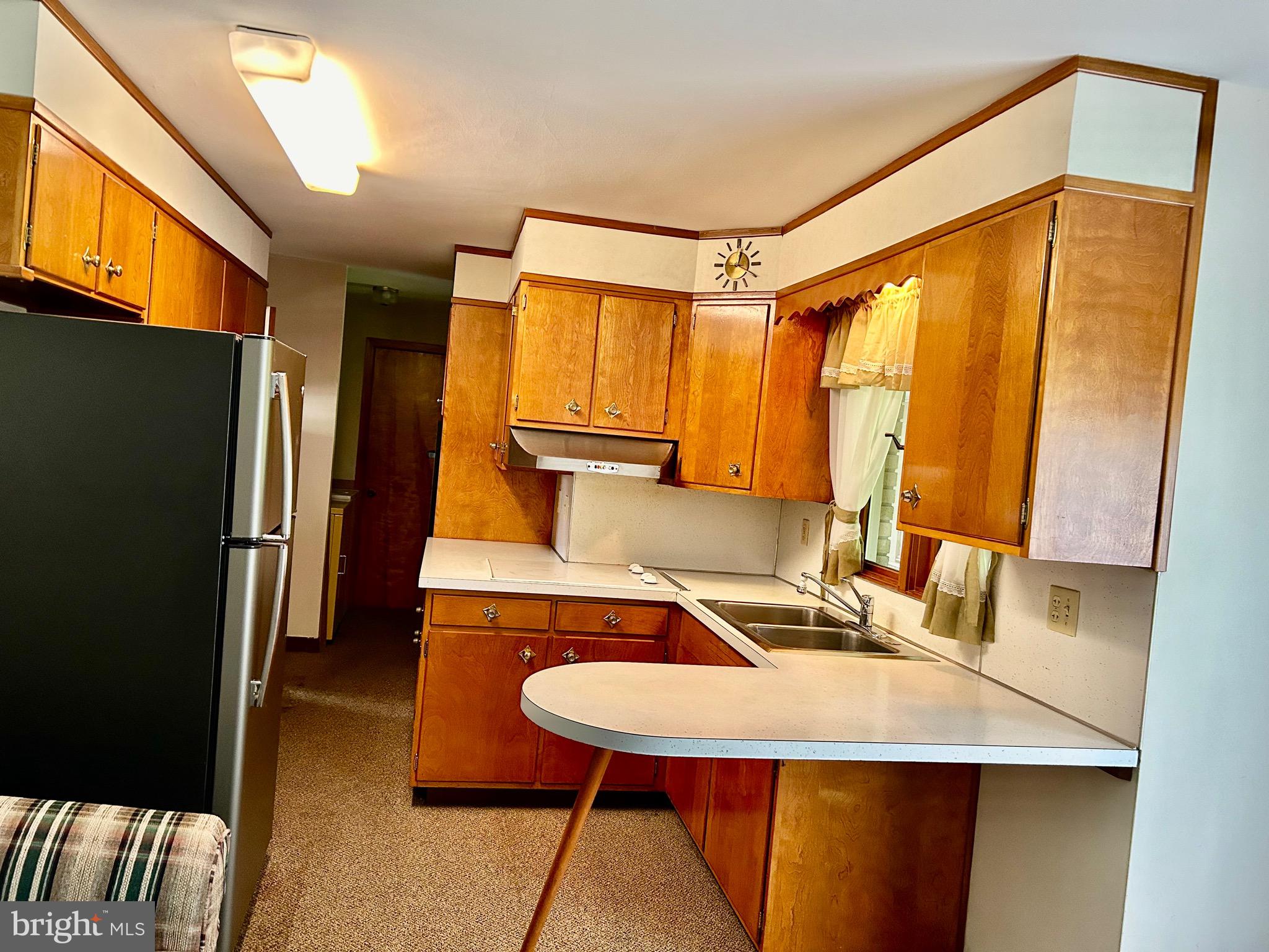 13 Endress Rd